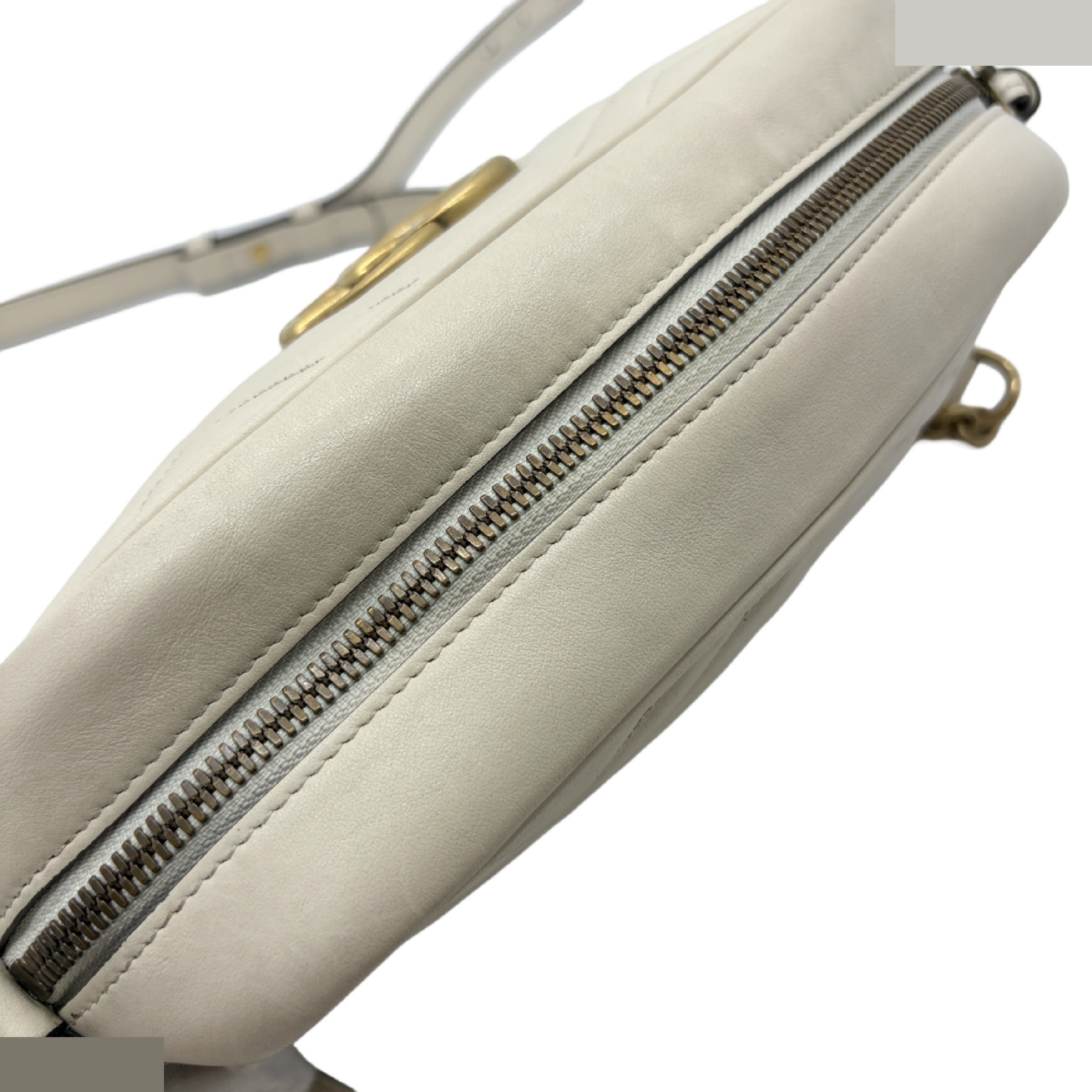 GG Marmont Leather Chain Bag — view 3