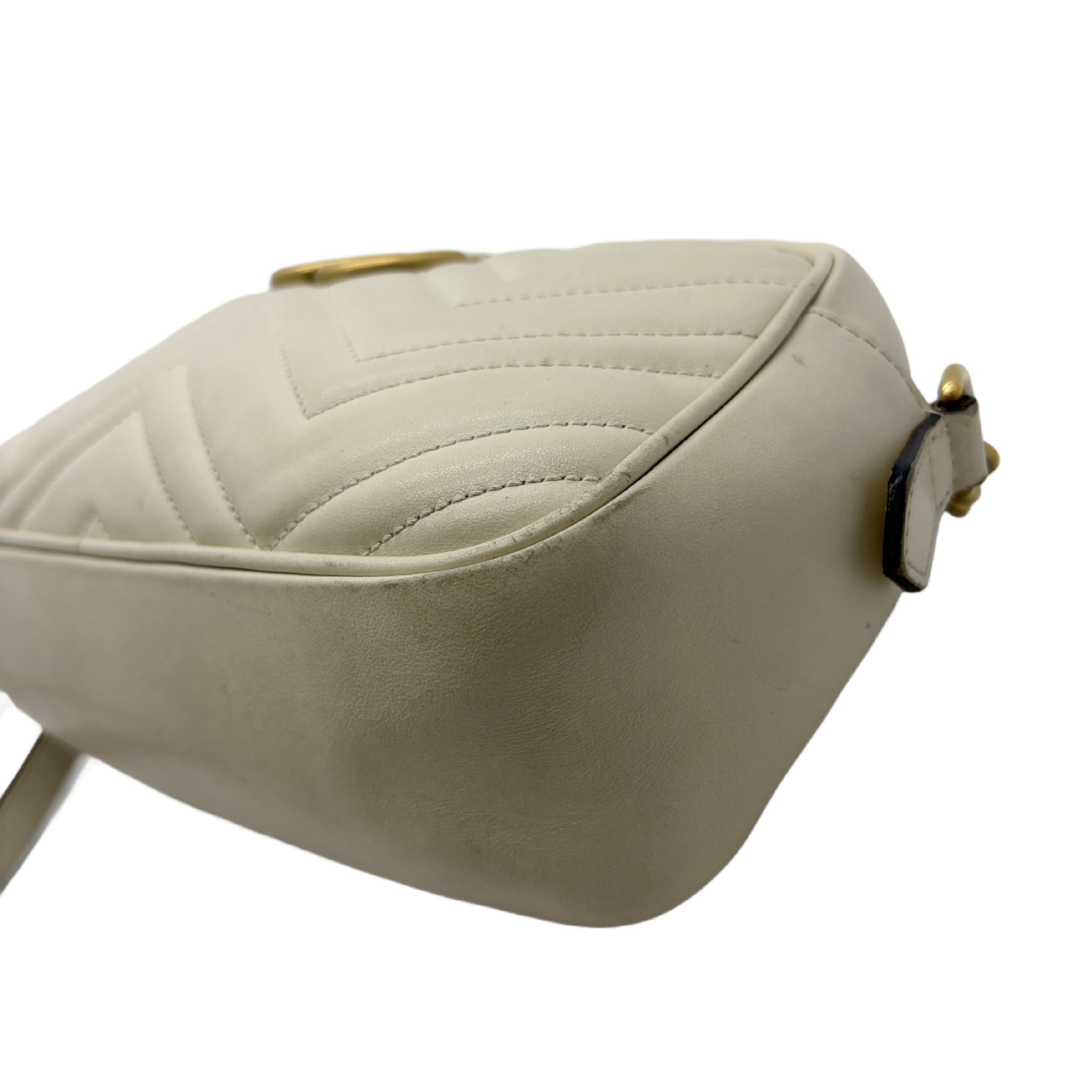 GG Marmont Leather Chain Bag — view 7