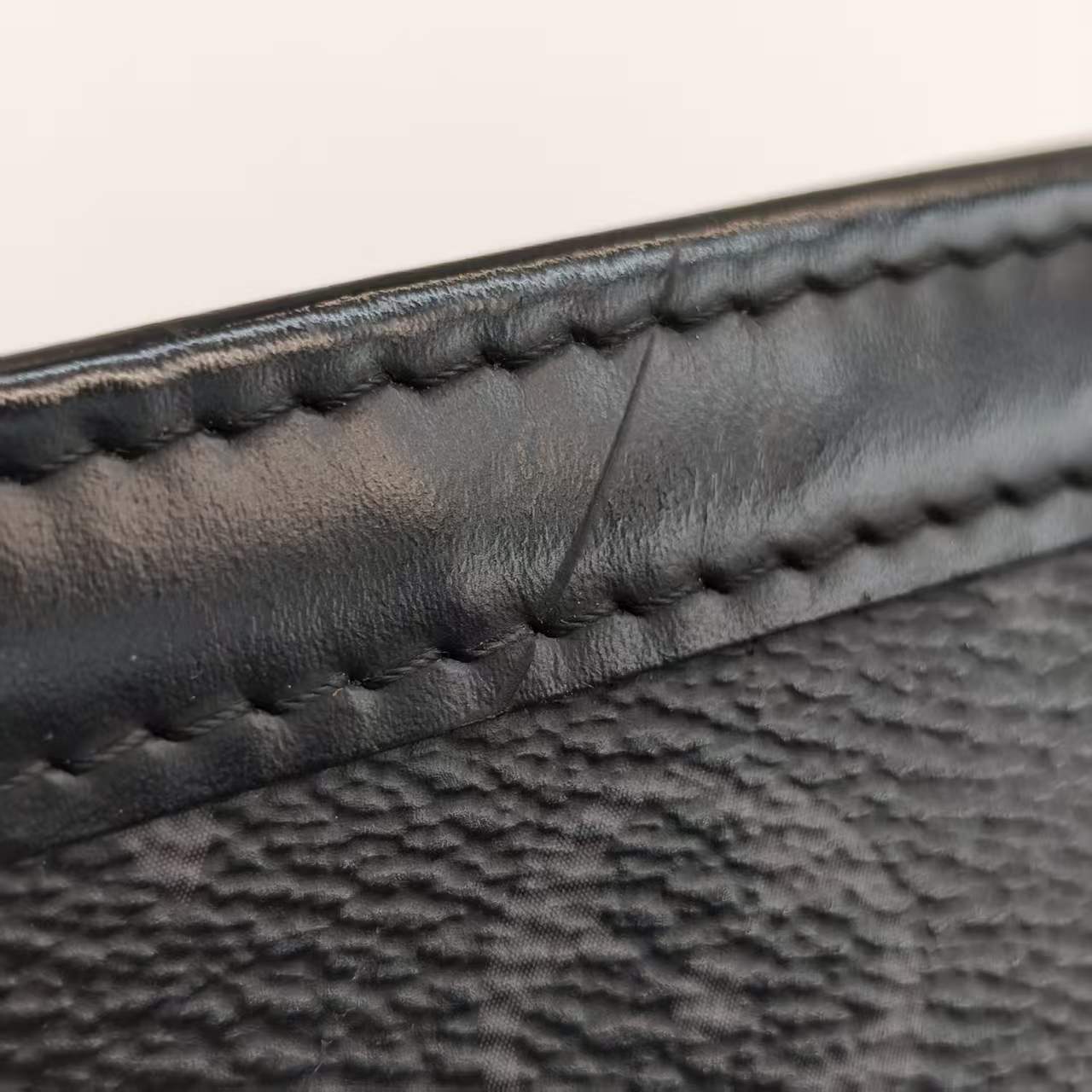【*Shipped from: China*】LOUIS VUITTON Pochette Toilette PU Clutch Bag Second Bag — view 8
