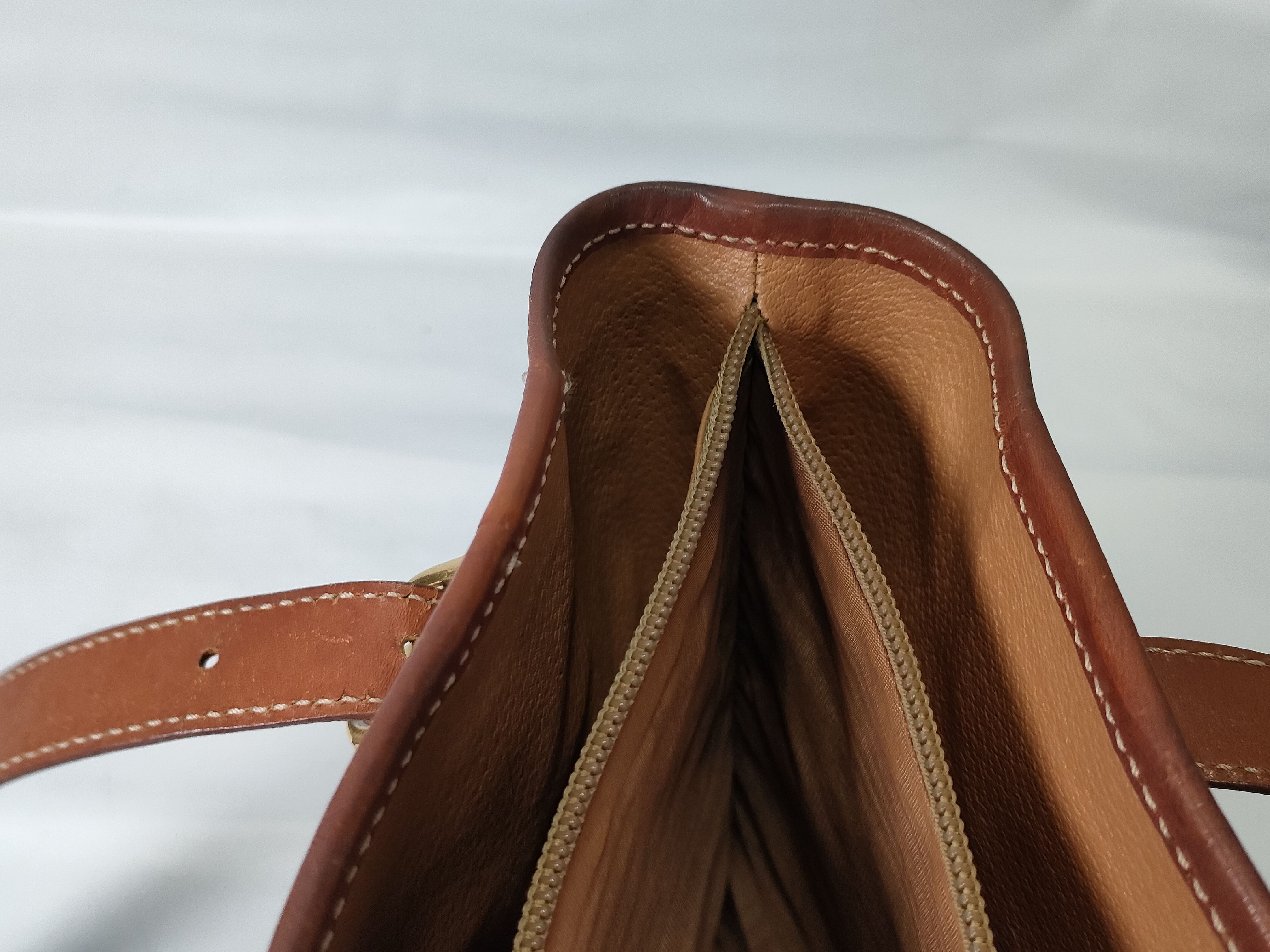handbag — view 14