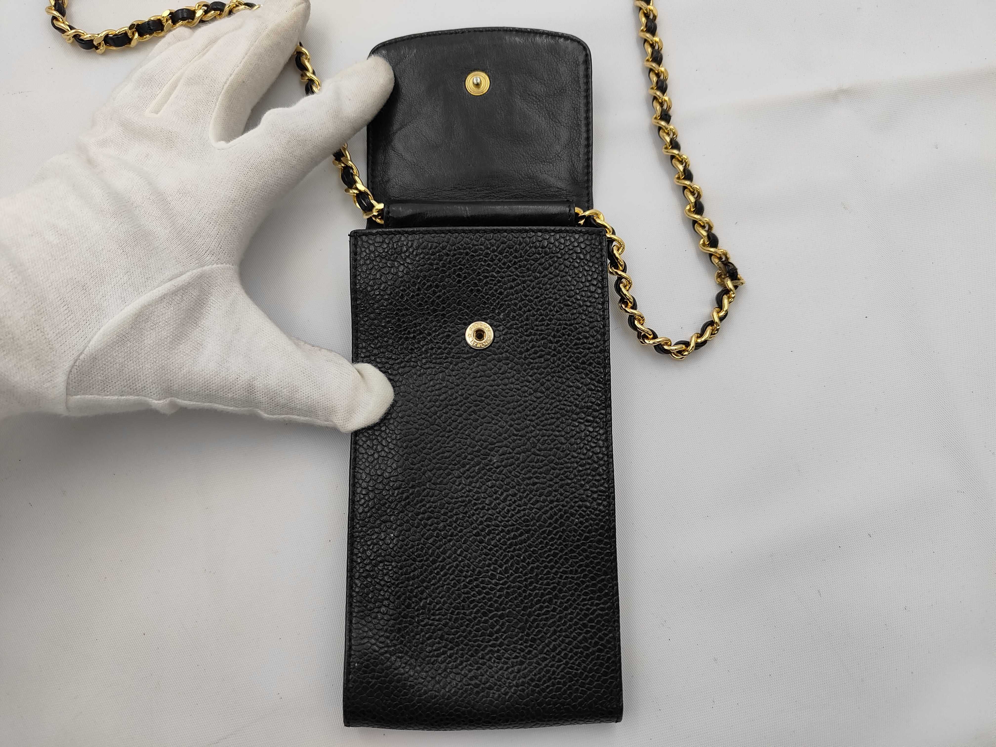 Coco Mark Caviar Skin Chain Shoulder Bag Phone Case Black Gold Hardware 3 Series Shoulder Bag — view 7