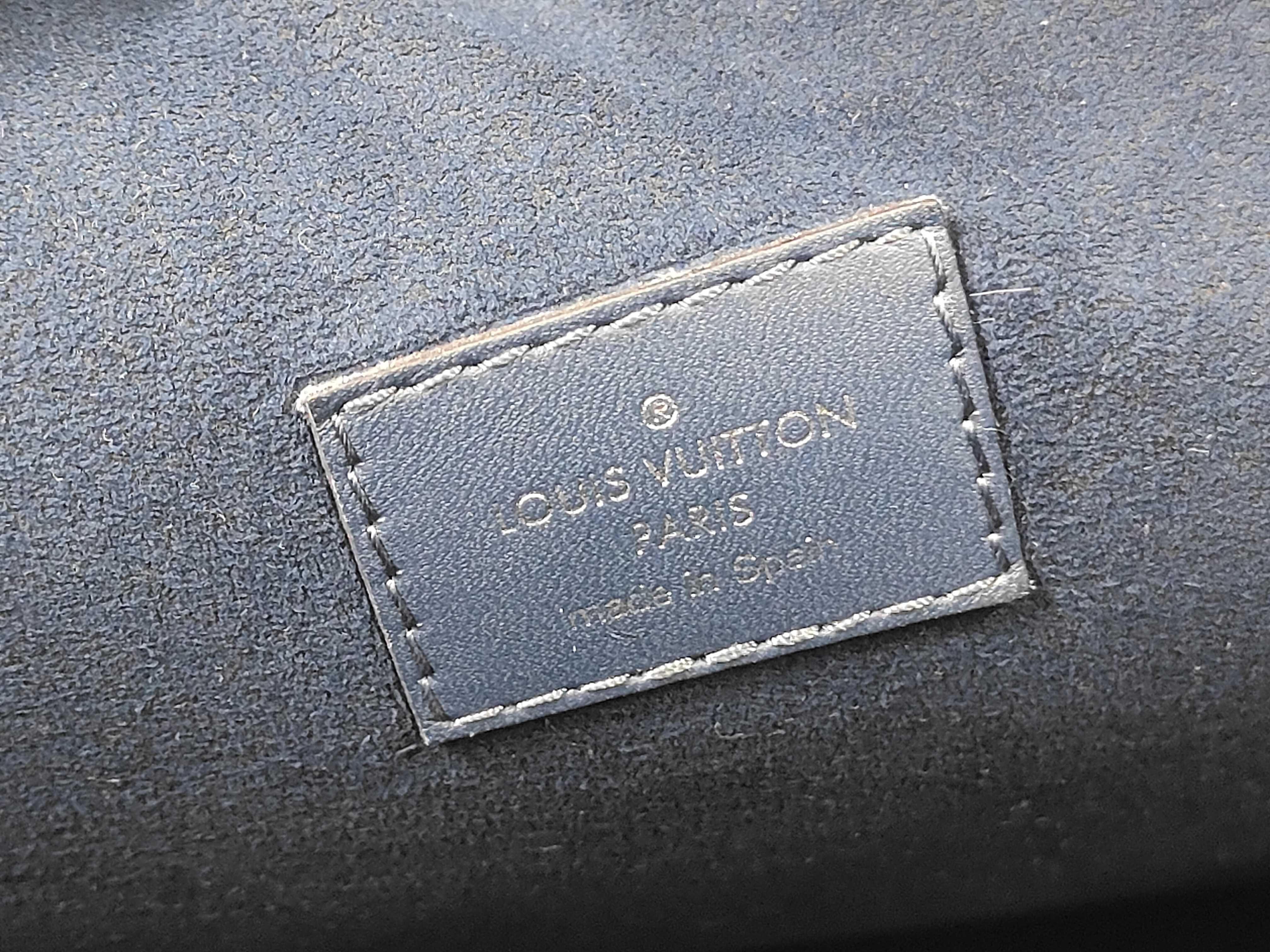 Epi Tote Bag Neverfull MM Indigo Blue M40885 Tote Bag — view 9