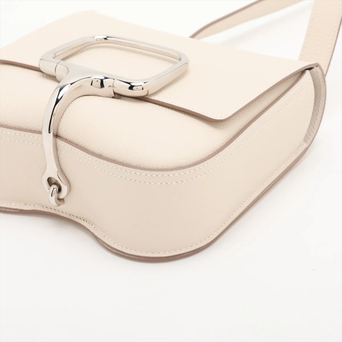 Hermès Della Cavalleria, Veau Epsom leather, Craie, silver hardware, G: 2026 — view 3