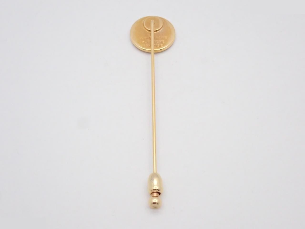 Sellier pin brooch, gold — view 2