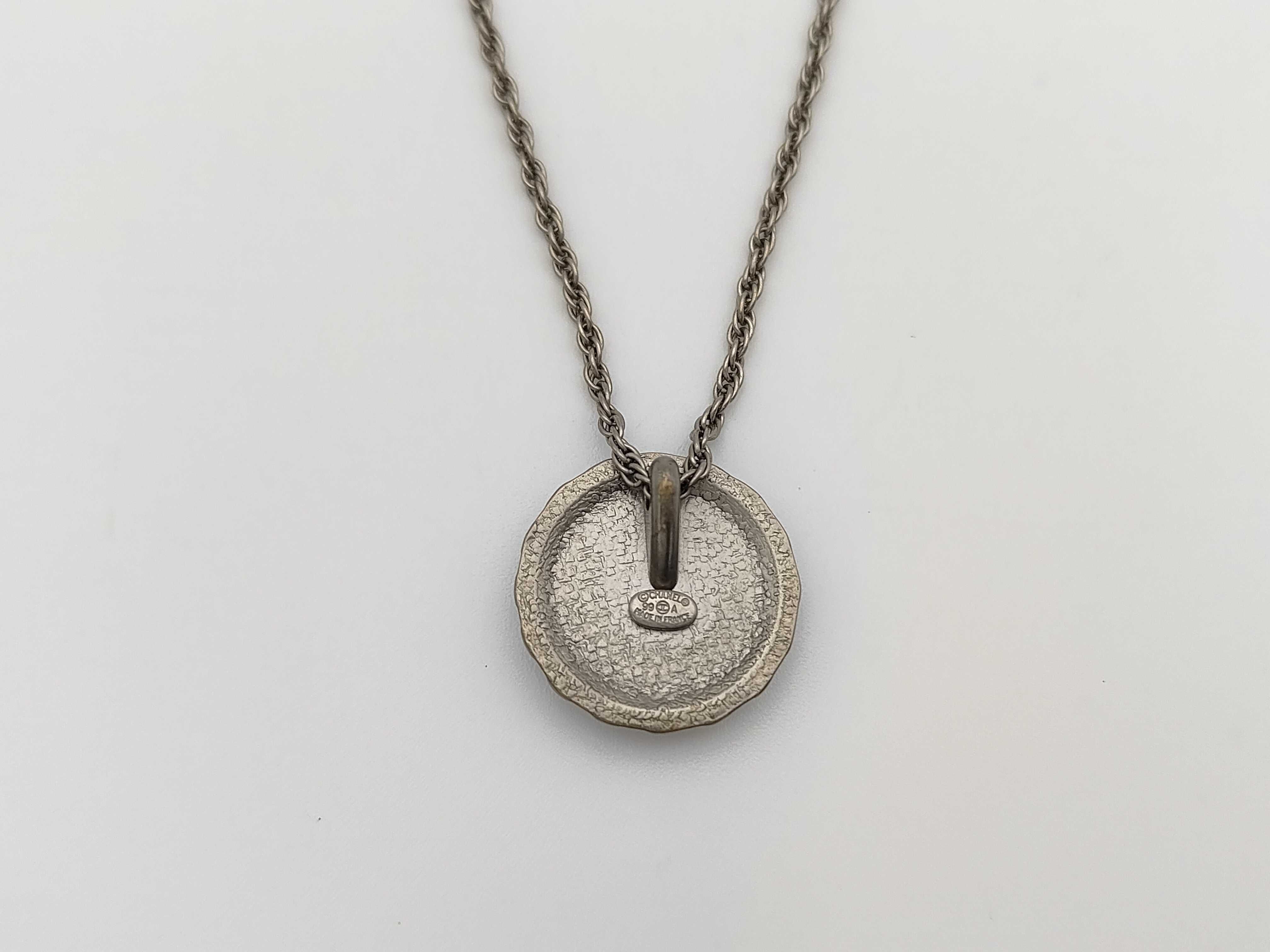 logo teardrop silver necklace — view 3