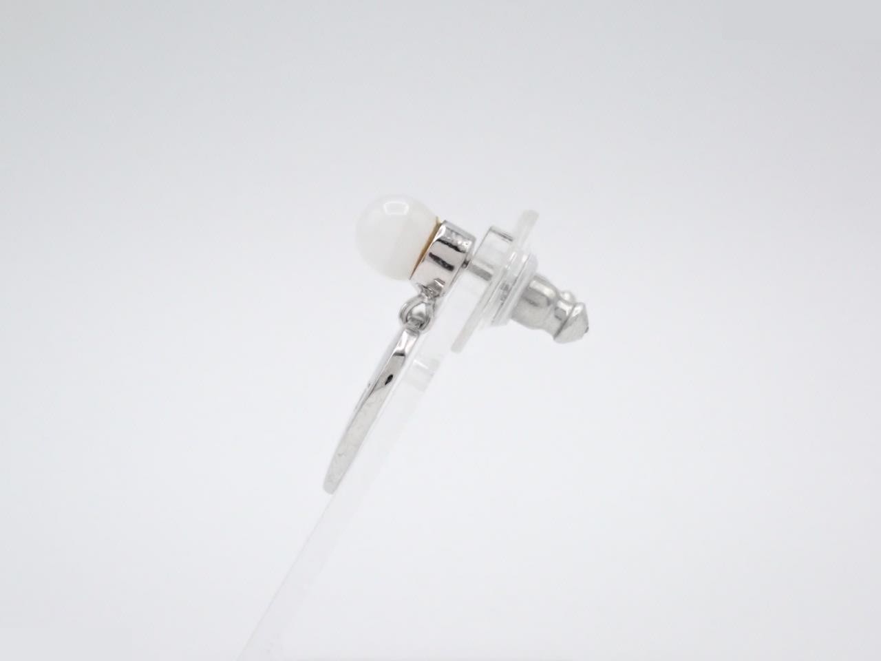 heart motif earrings — view 3