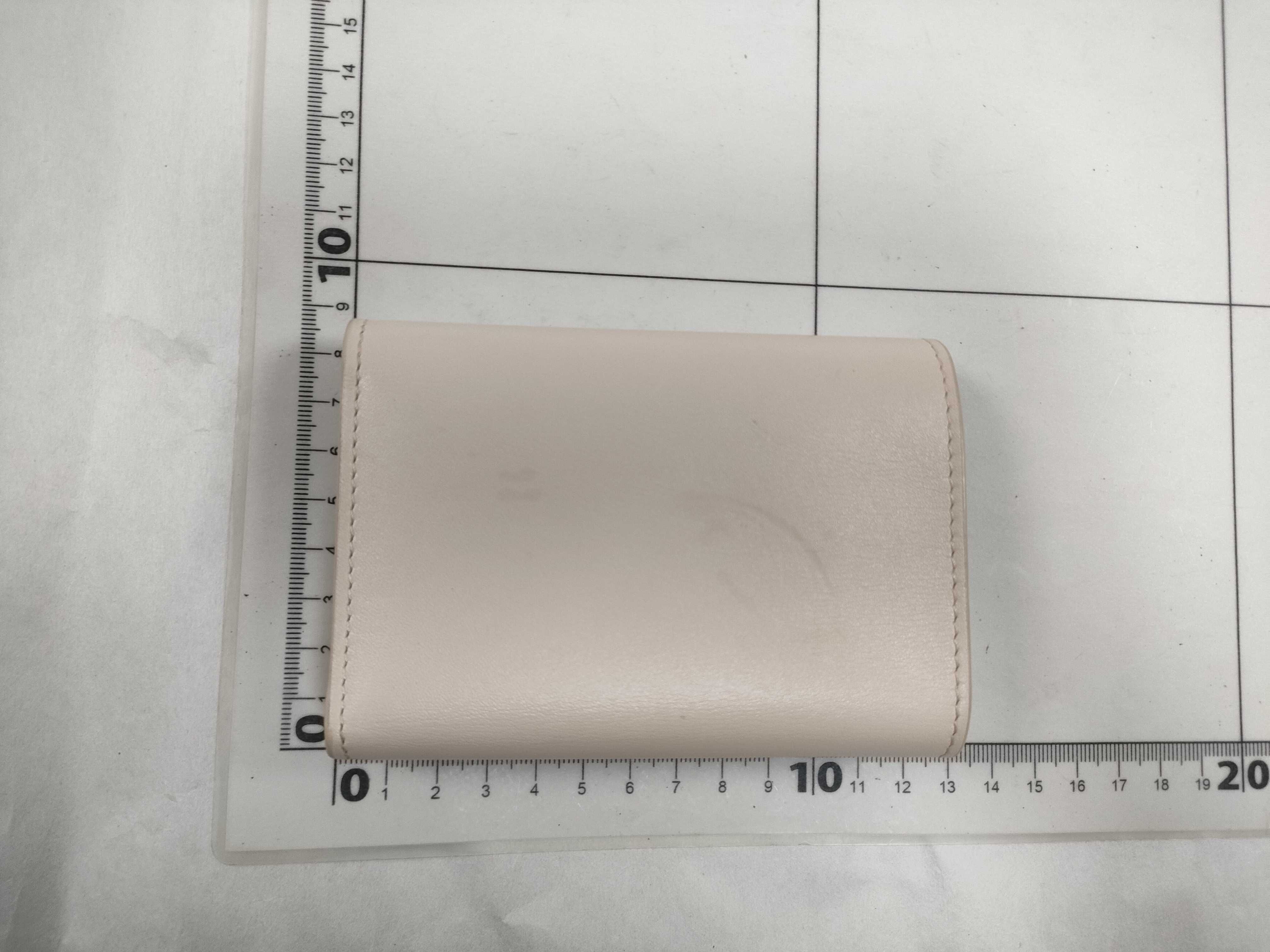 Pebble Vertical Wallet Small Leather Compact Wallet Pink — view 2