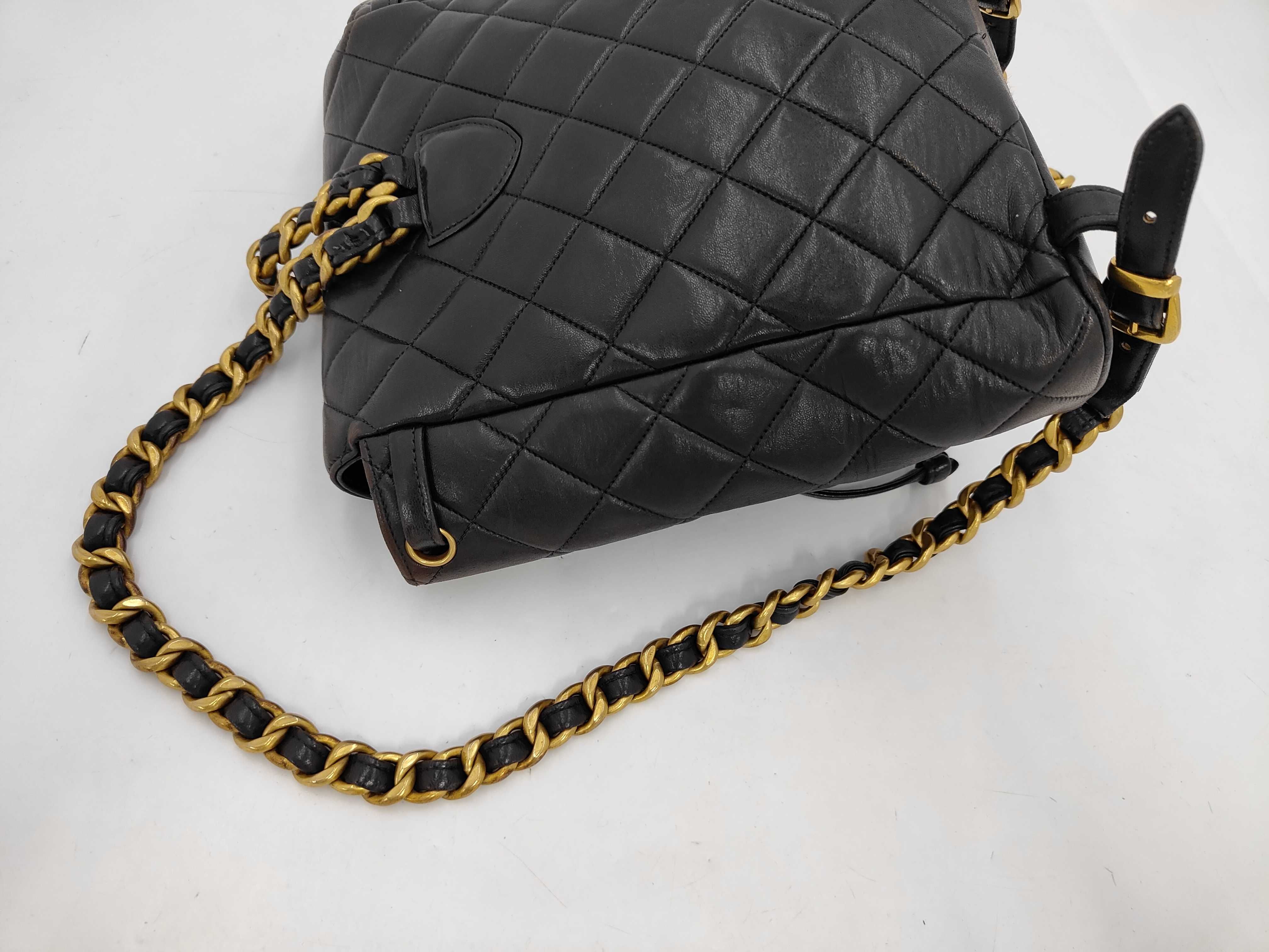 Matelassé Backpack, Turnlock Closure, Lambskin, with Seal and Card. — view 3