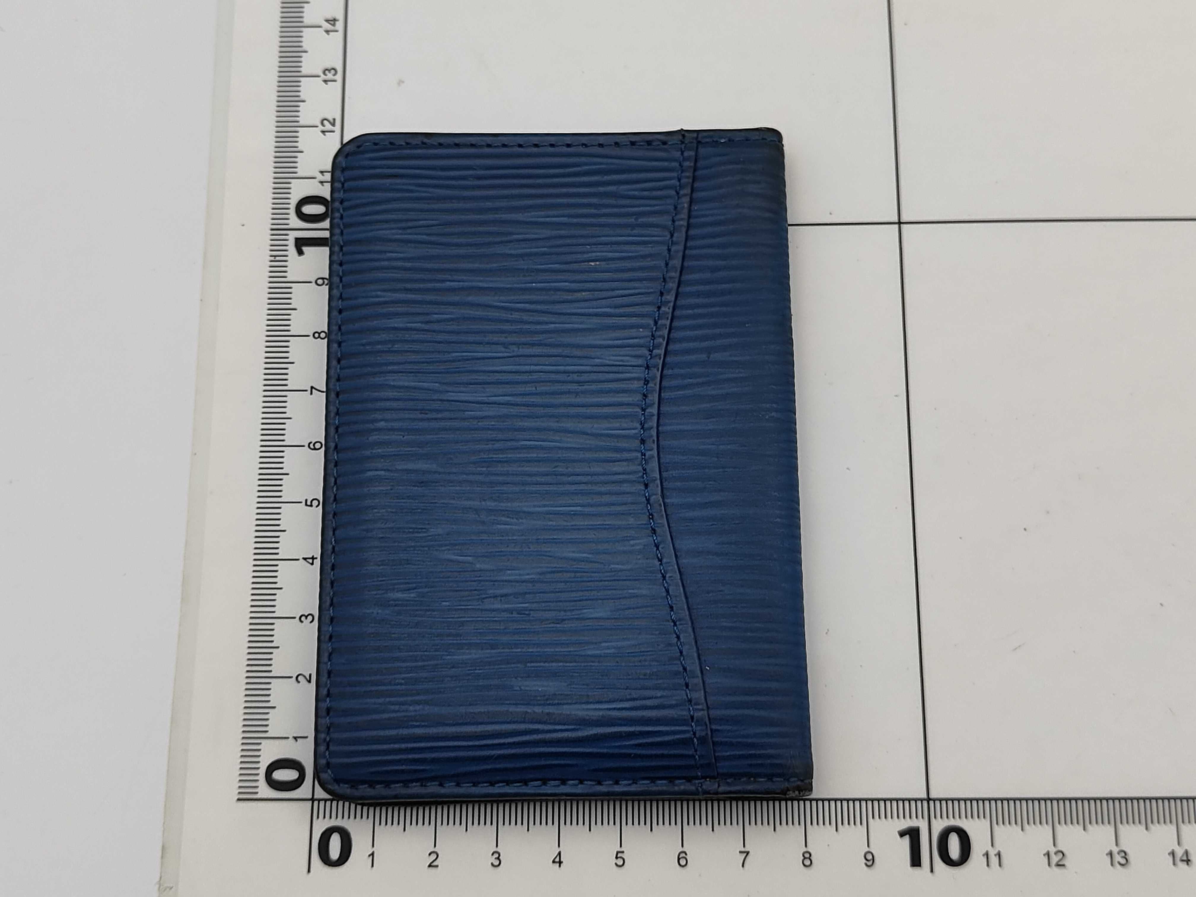 LV Epi Card Case, Blue. Card case, pass case, business card holder. — view 2