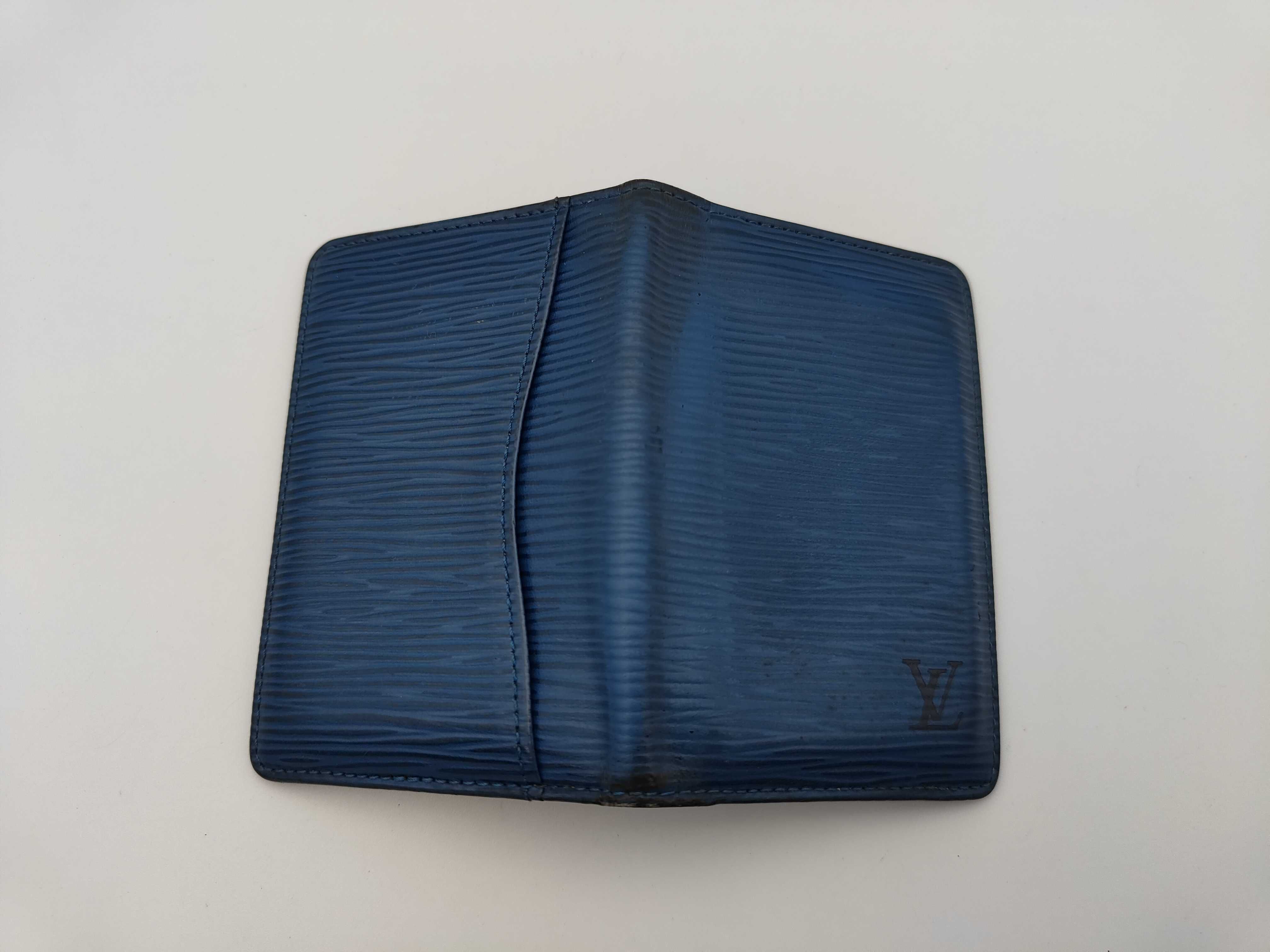 LV Epi Card Case, Blue. Card case, pass case, business card holder. — view 3