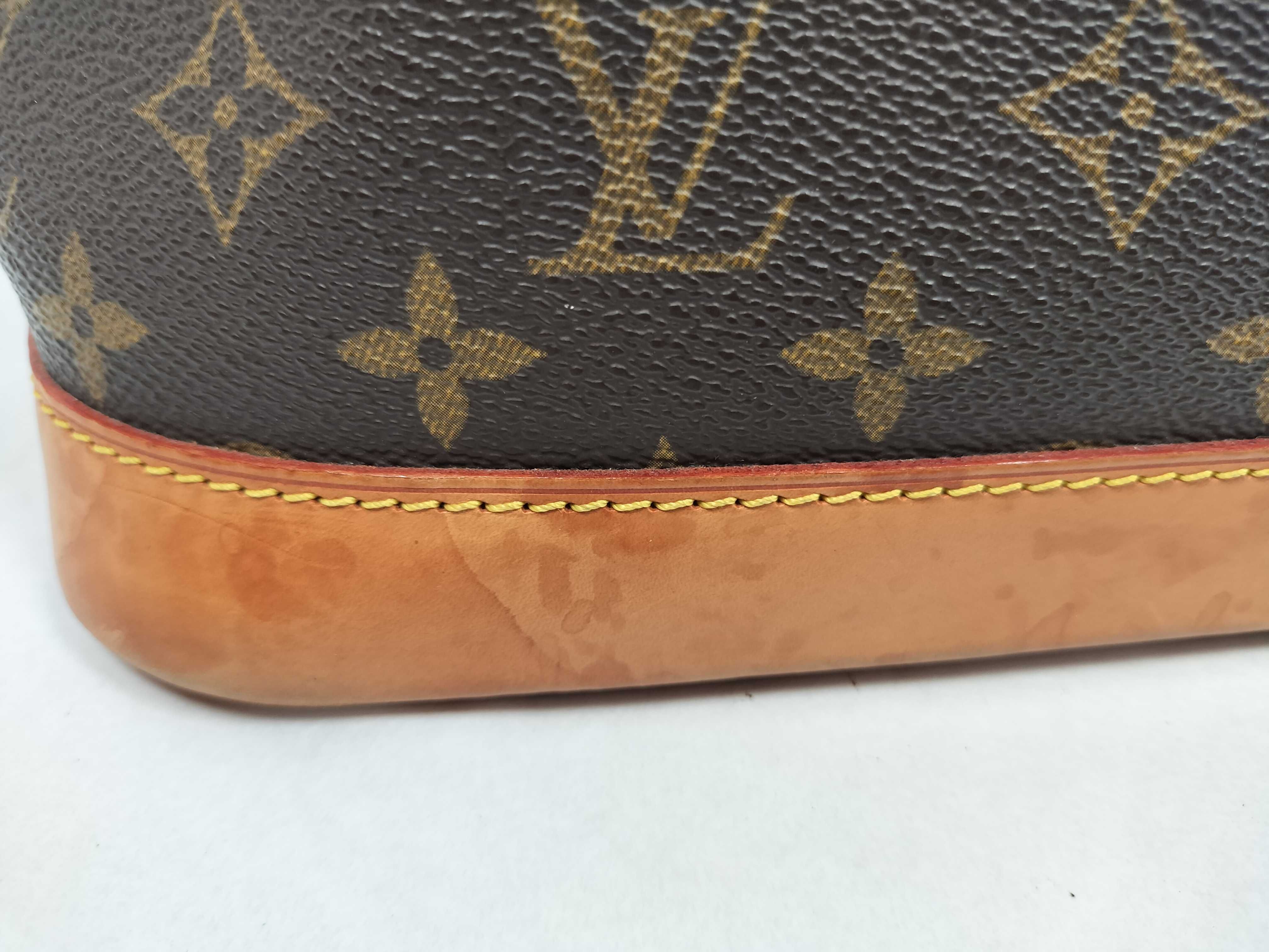 Monogram LV Monogram Alma Handbag 30 x 16 x 24 cm Handbag — view 15