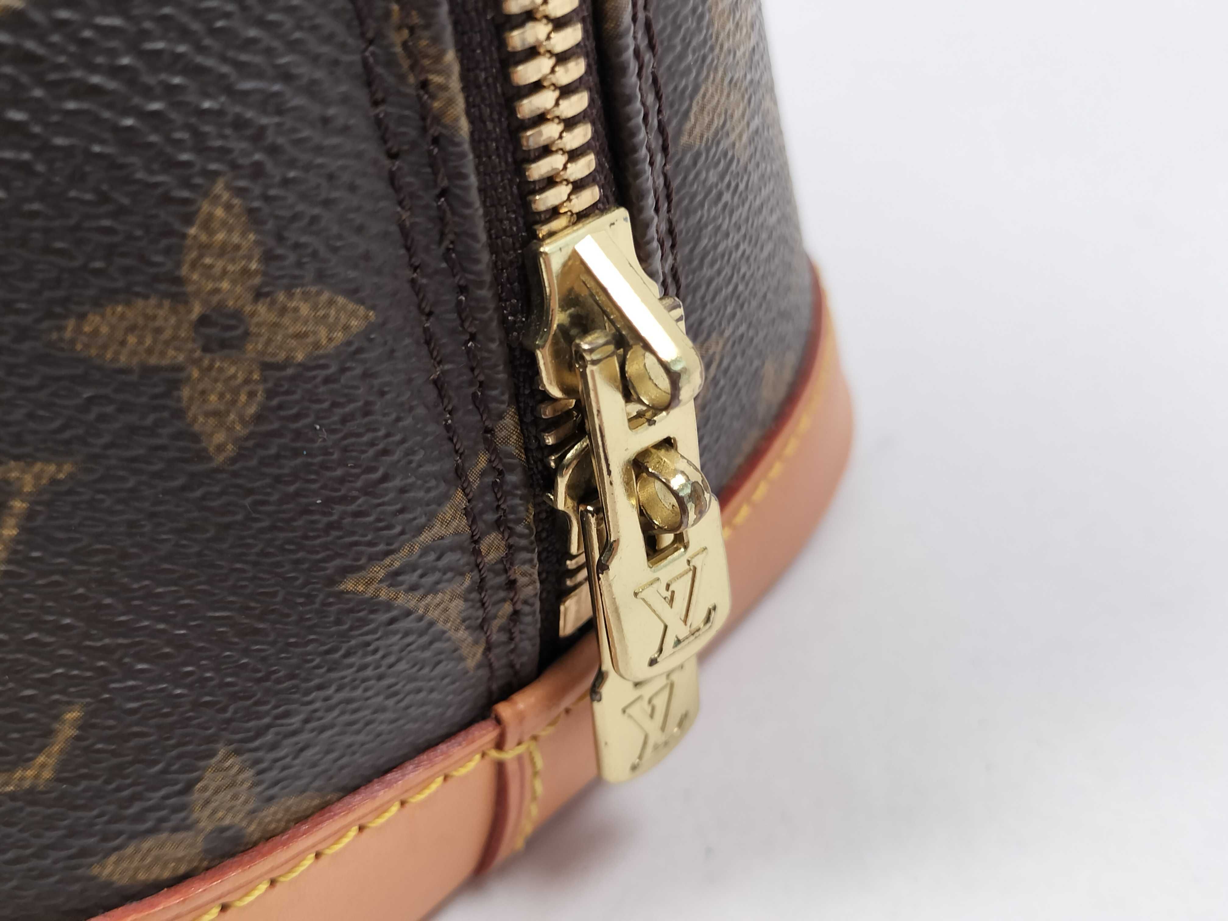 Monogram LV Monogram Alma Handbag 30 x 16 x 24 cm Handbag — view 9