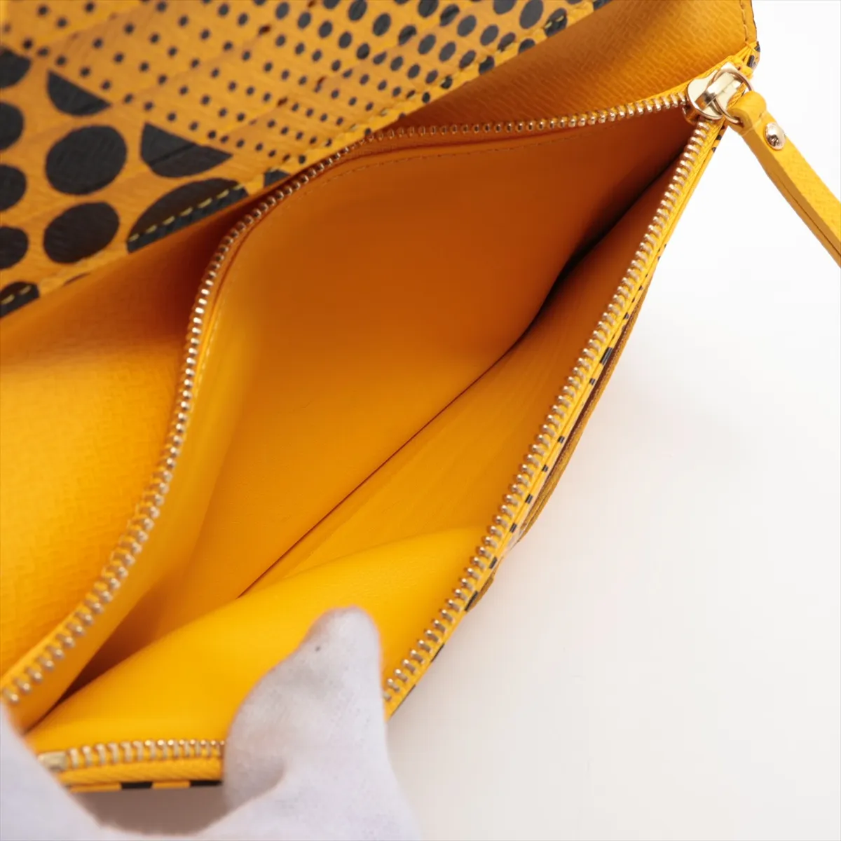 x Yayoi Kusama Monogram Pumpkin Dot Portefeuille Insolite M60453 Long Wallet Jaune CA2182 — view 5