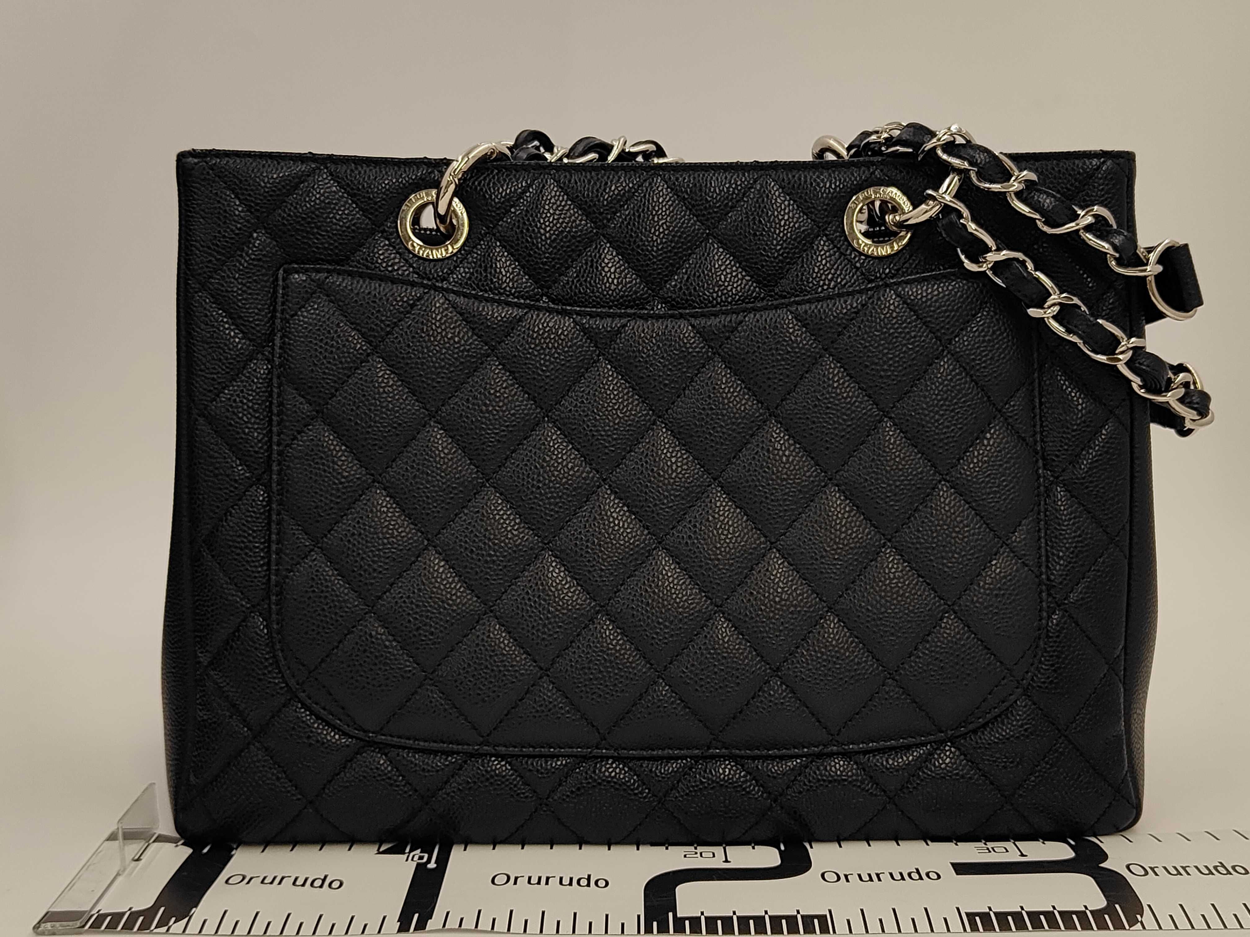 GST Caviar Skin Chain Tote Bag — view 2