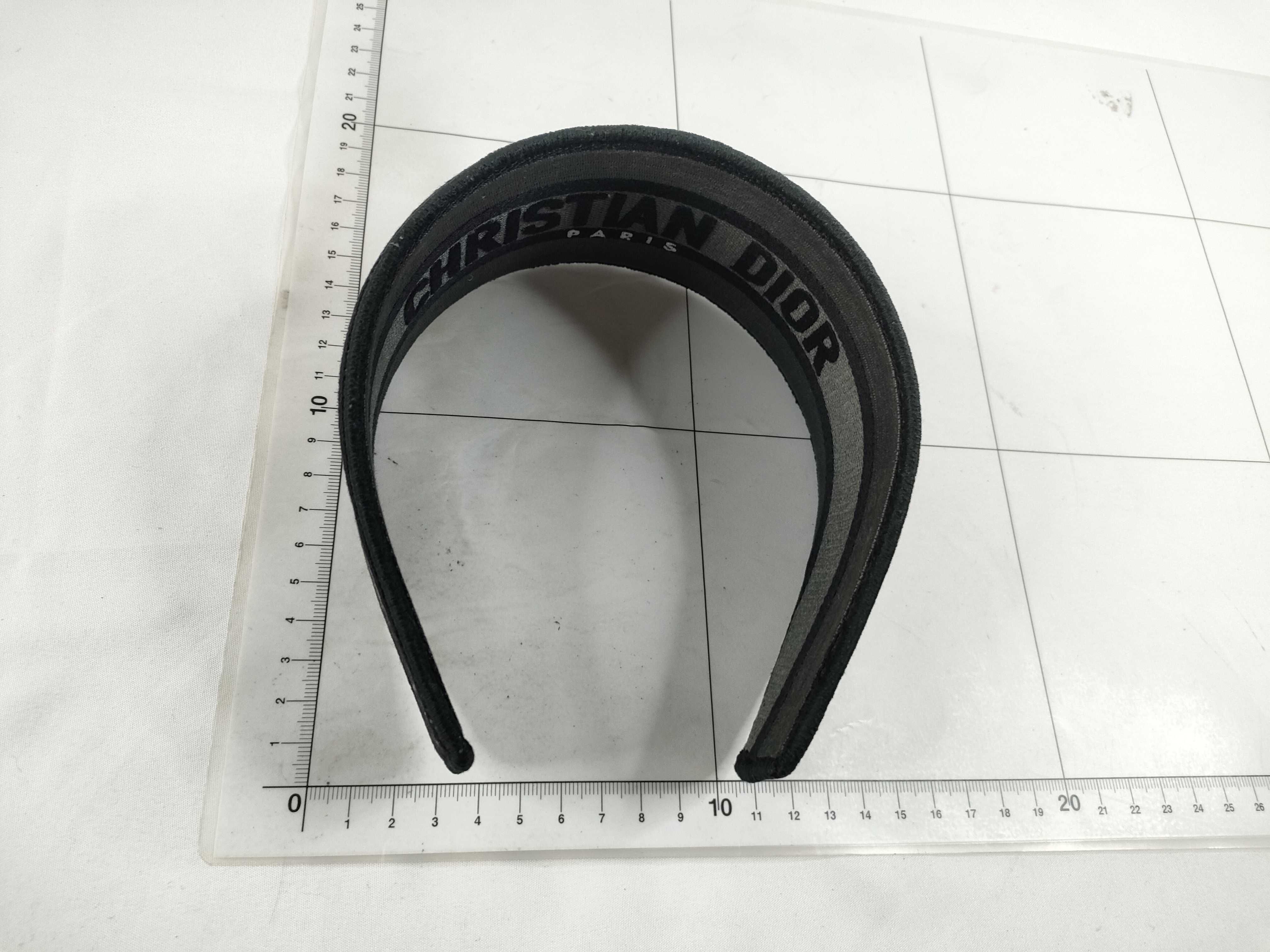 headband and other accessories — view 9