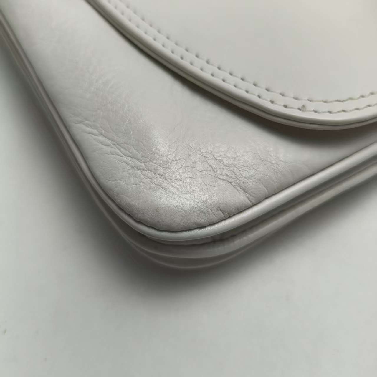 【*Shipped from: China*】BALENCIAGA Leather Shoulder Bag — view 5