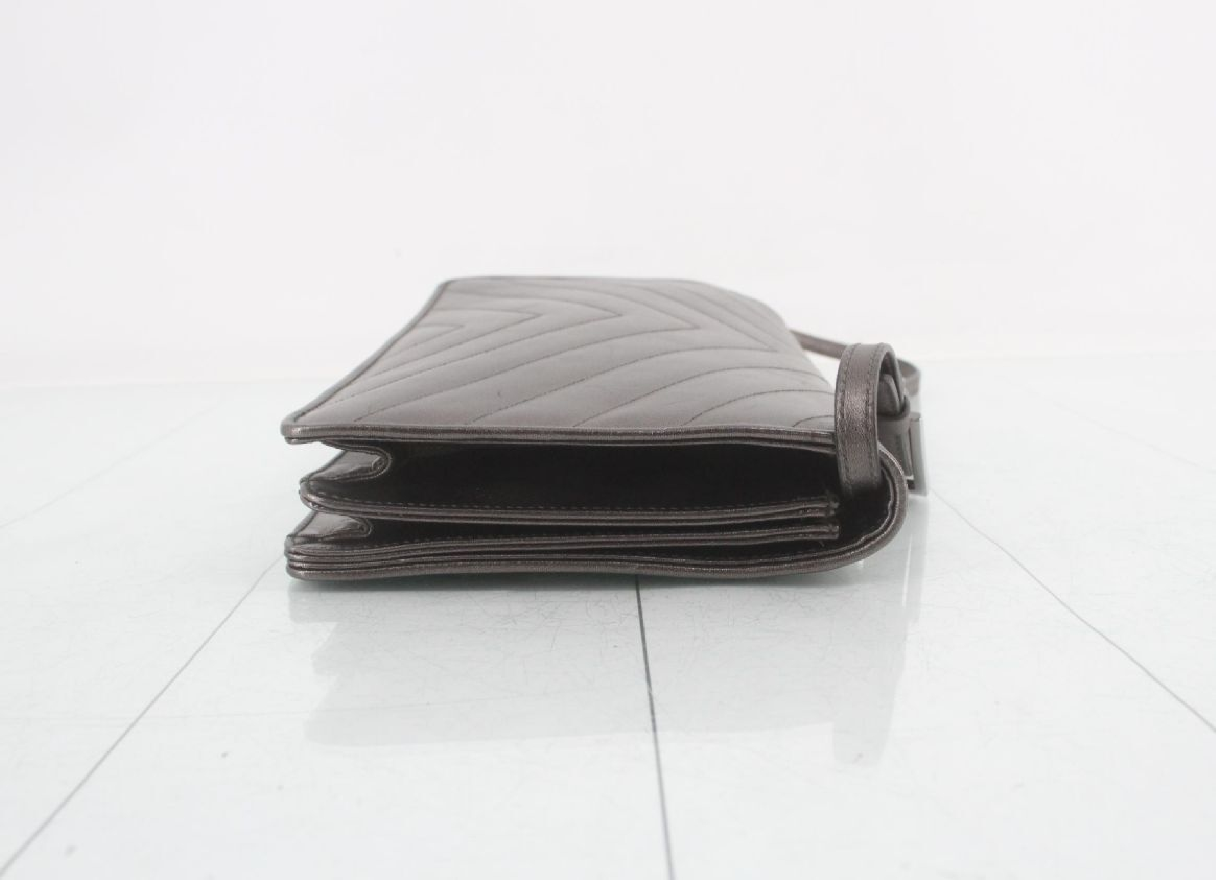 One-Shoulder Bag, Leather, Silver, W27H16D3 (Shoulder Bag) — view 3