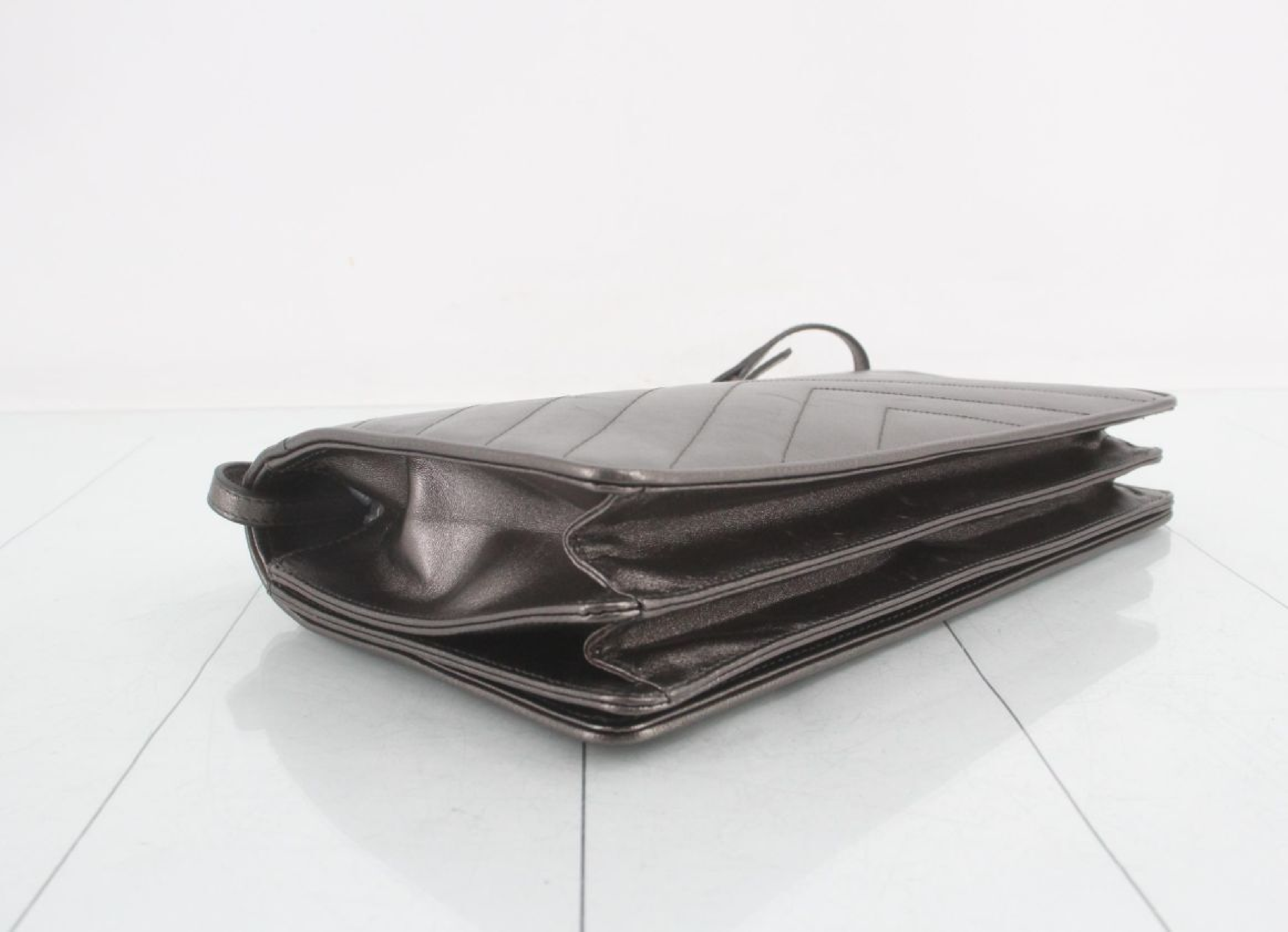 One-Shoulder Bag, Leather, Silver, W27H16D3 (Shoulder Bag) — view 5