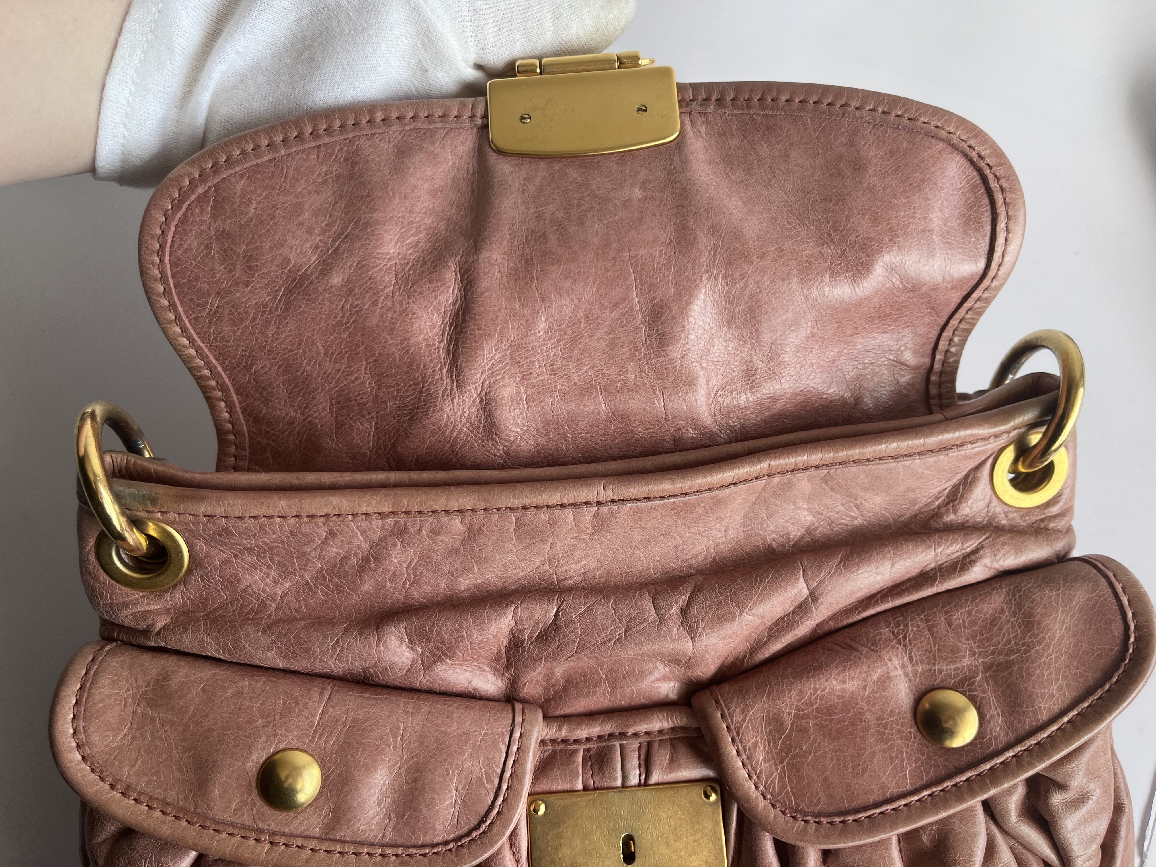 Vitello Lux Gathered Pink Beige 2-Way Handbag with Shoulder Strap — view 14