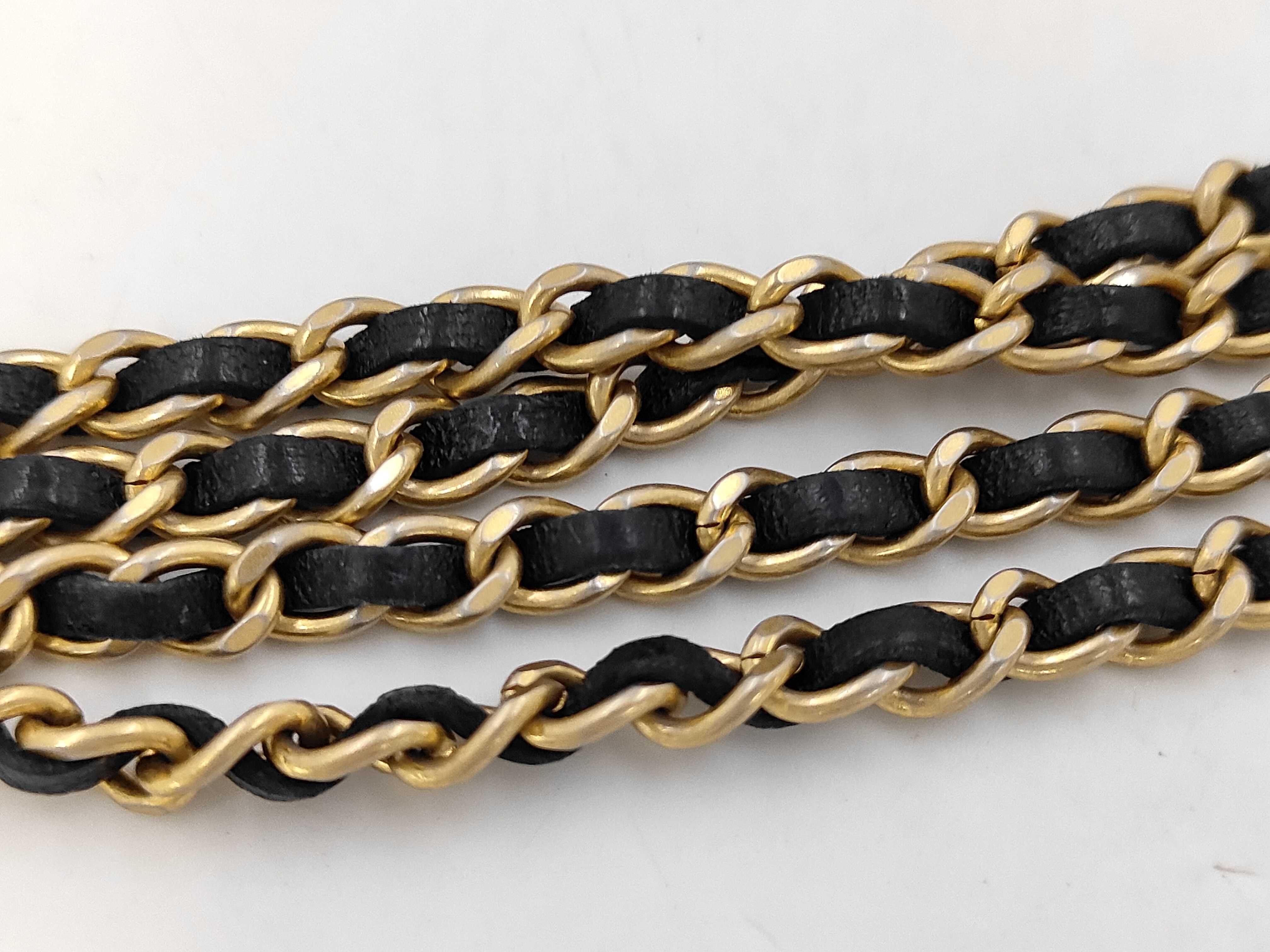 Matelassé Chain Wallet Shoulder Bag — view 7