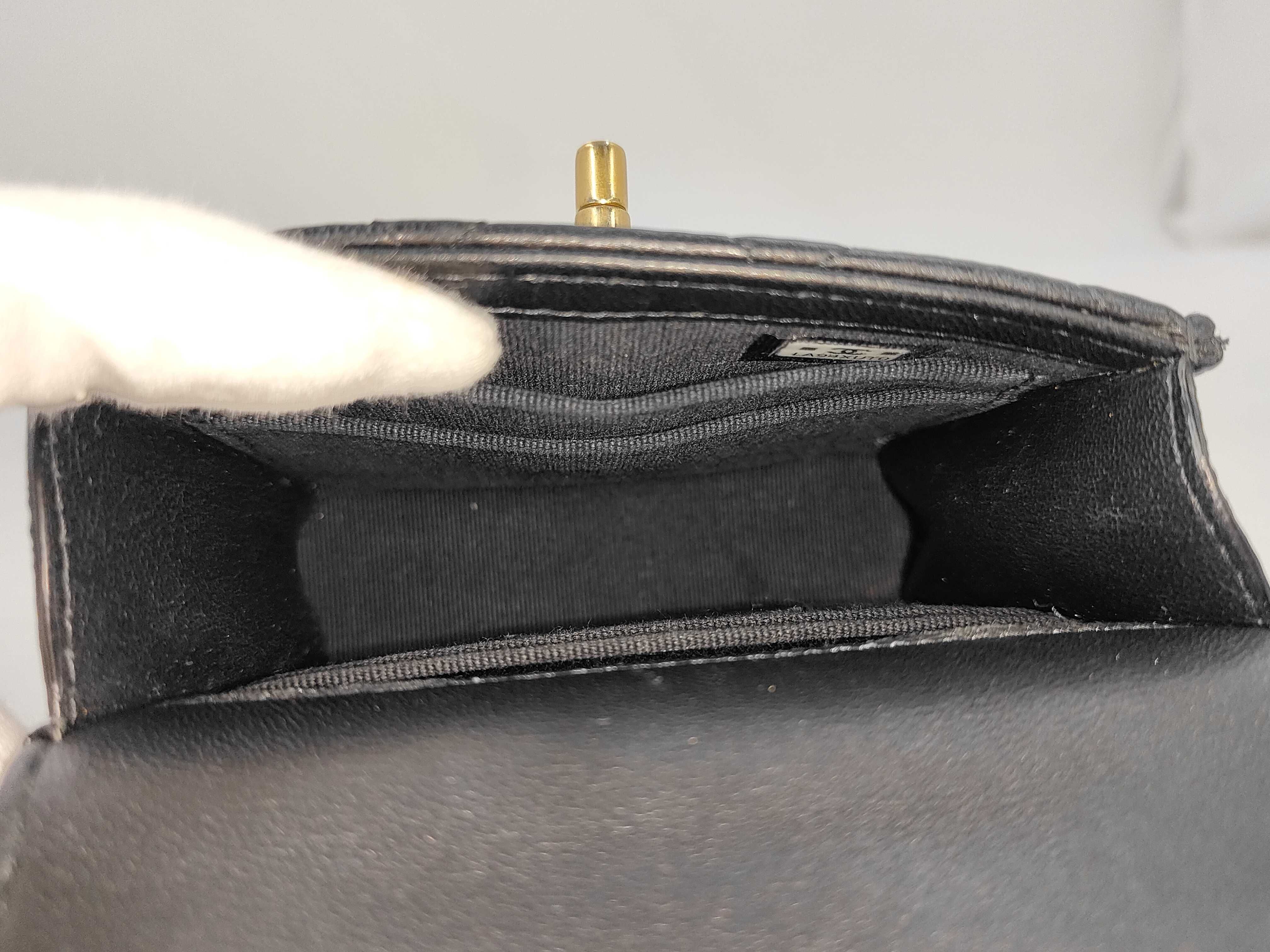 Matelassé Chain Wallet Shoulder Bag — view 9
