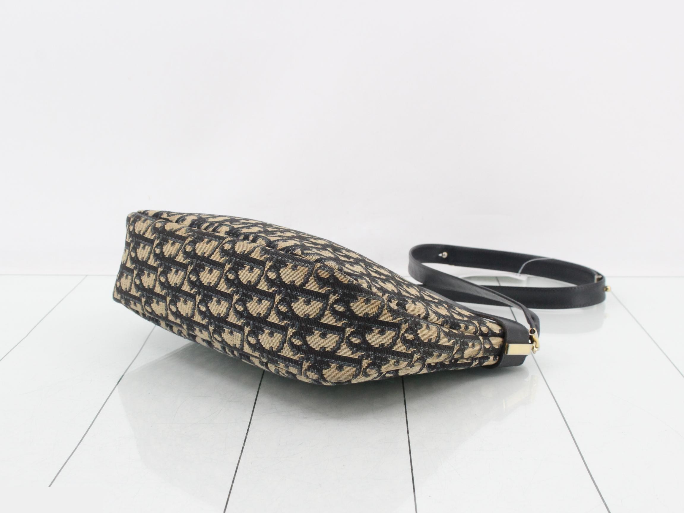 Trotter Shoulder Bag — view 6