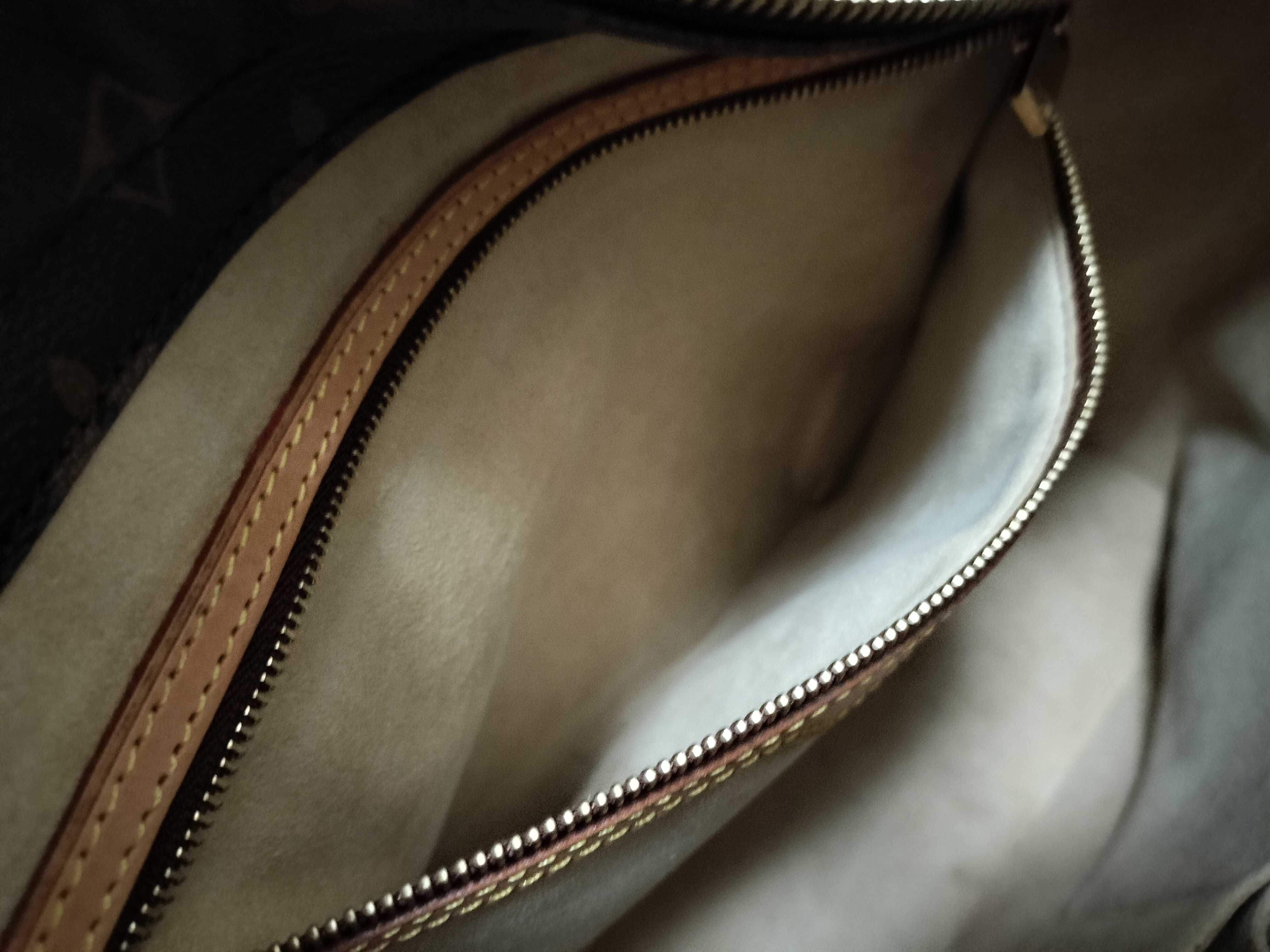 LV Monogram Luco Tote Bag M51155 — view 11