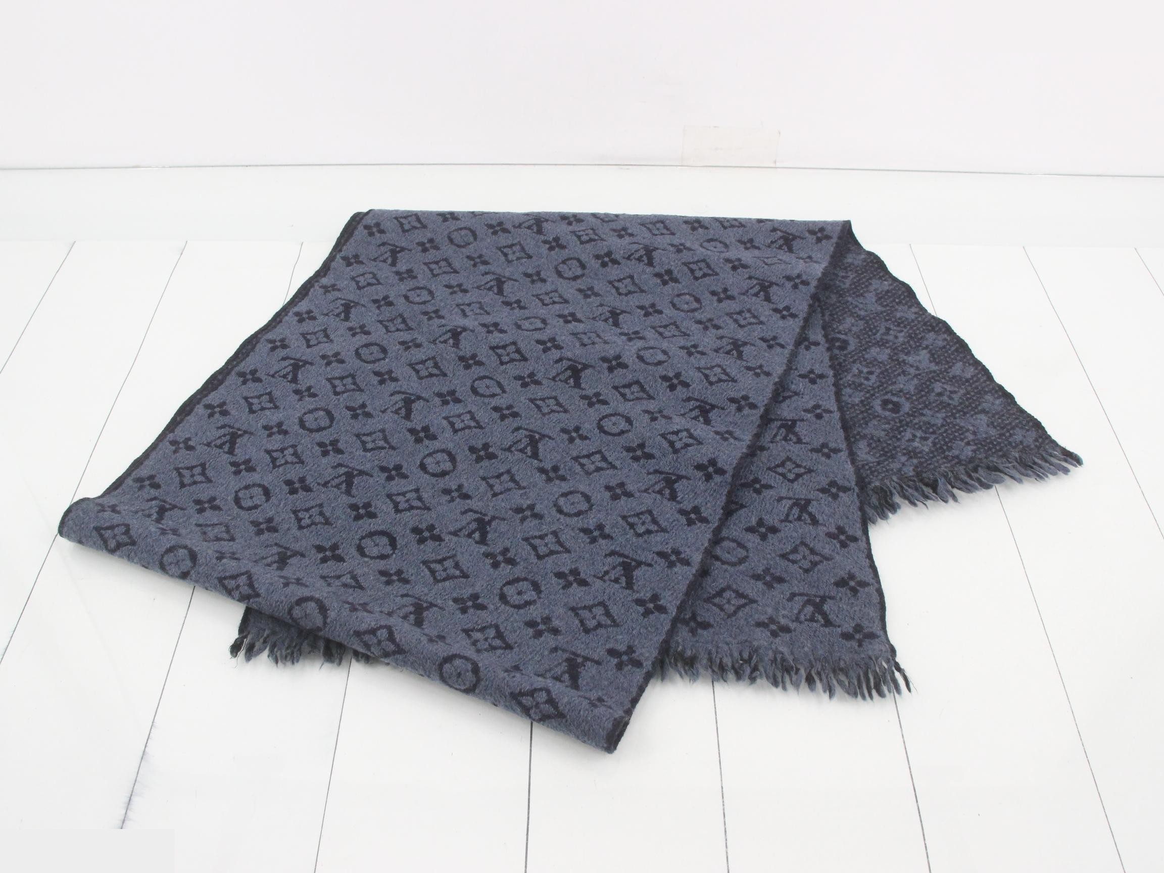 M78525 Monogram Classic Echarpe Scarf Navy Gray — view 3