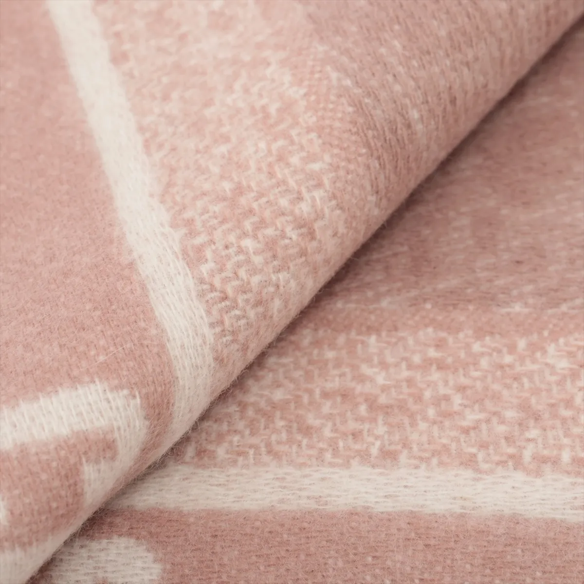 25CDO309I093 Oblique Scarf, Cashmere, Pink. — view 2