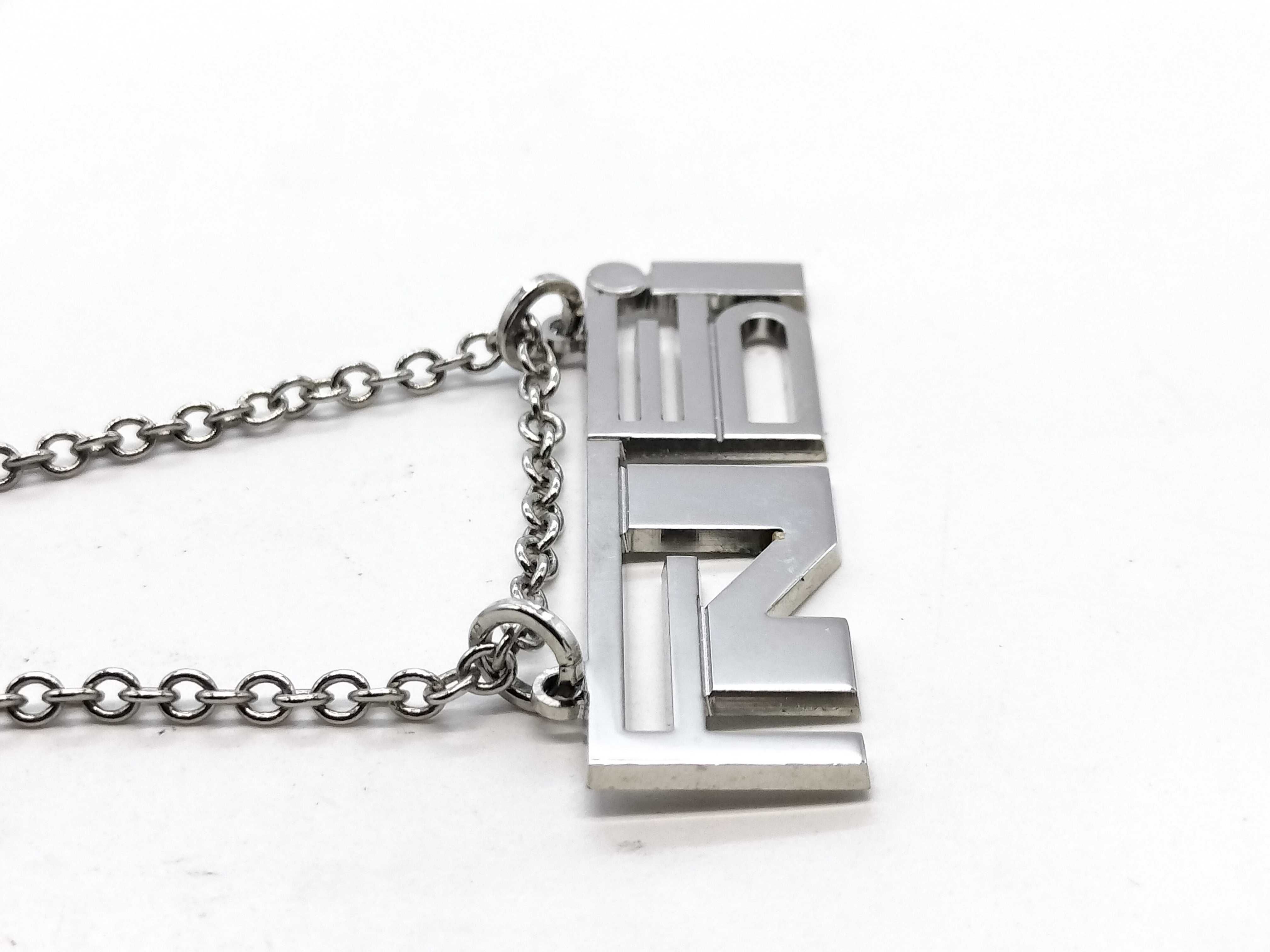 necklace — view 4