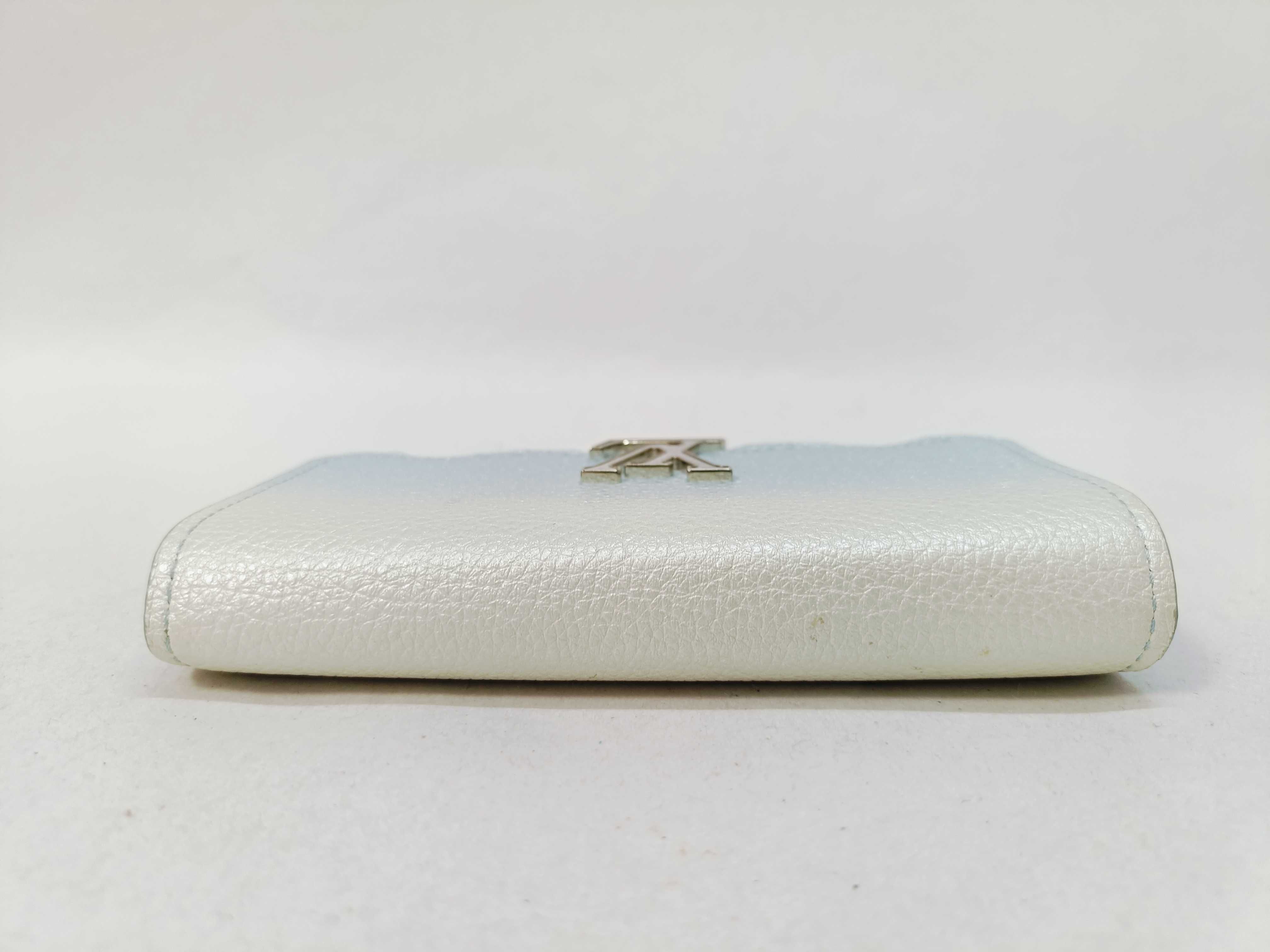 Limited Edition Taurillon Leather Portefeuille Capucines Blue Wallet with Name Engraving — view 6