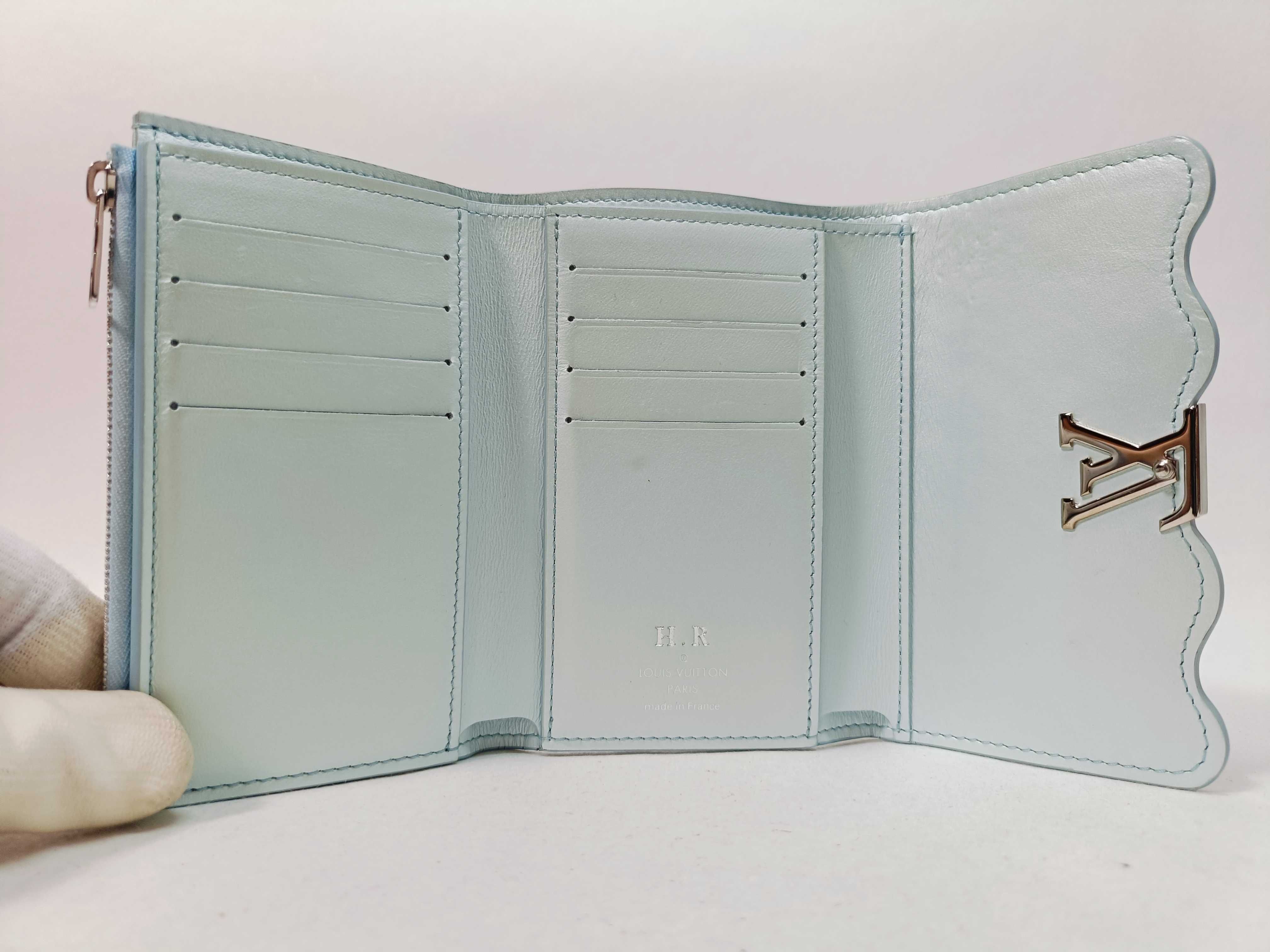 Limited Edition Taurillon Leather Portefeuille Capucines Blue Wallet with Name Engraving — view 8