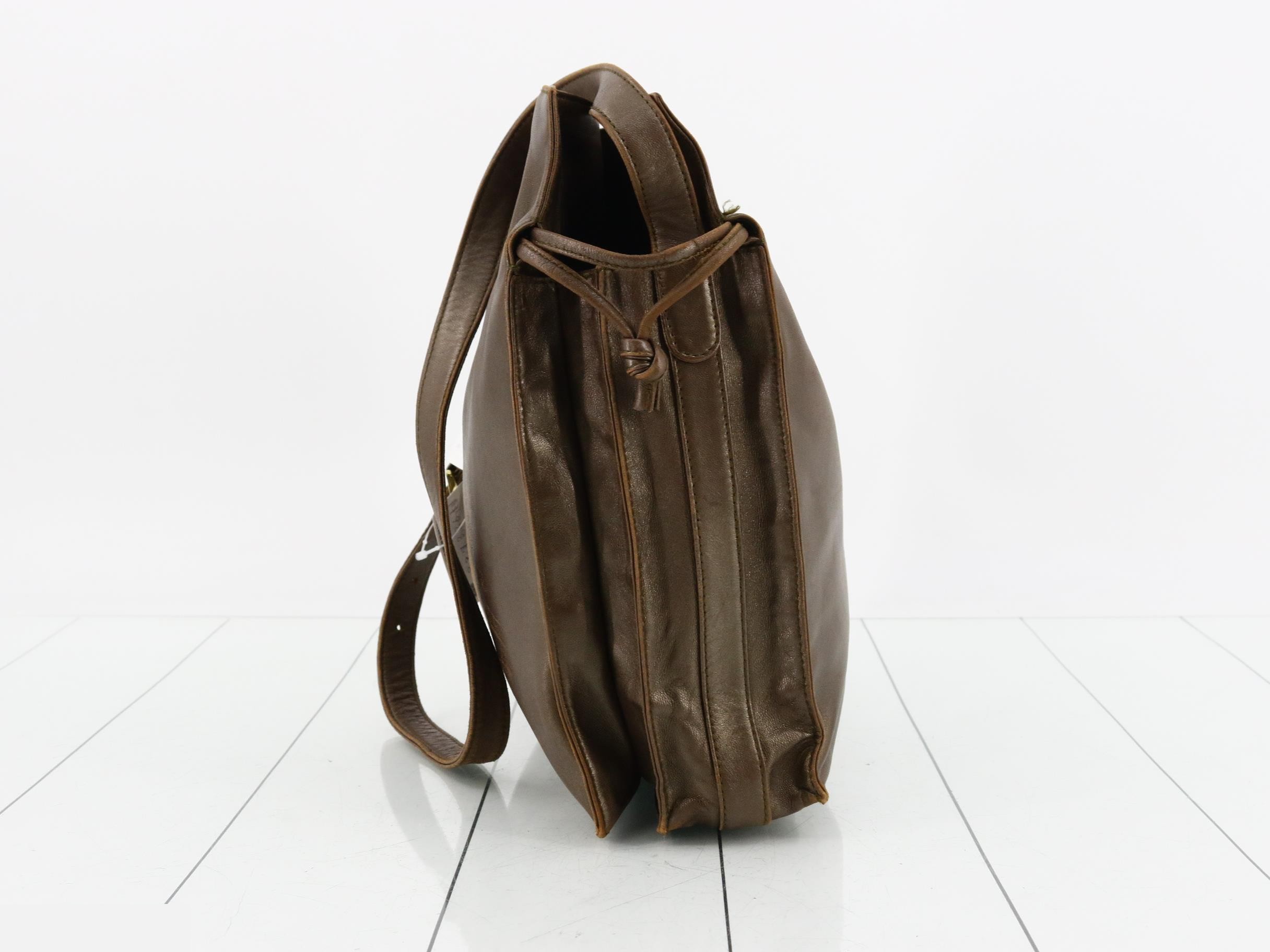 Leather shoulder bag, brown tones — view 3