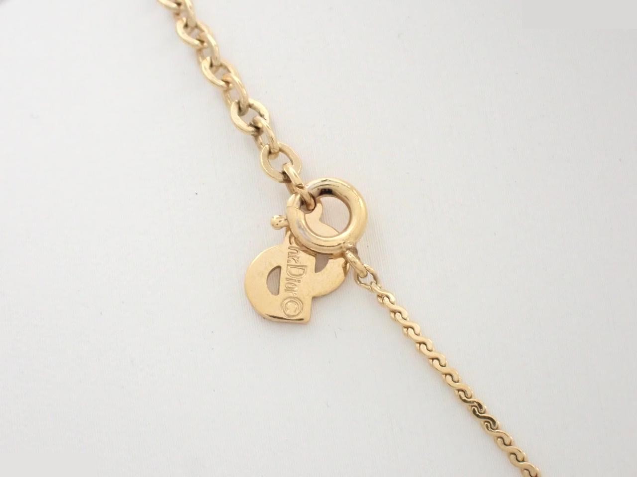 Gold necklace, chain approximately 42cm — view 2
