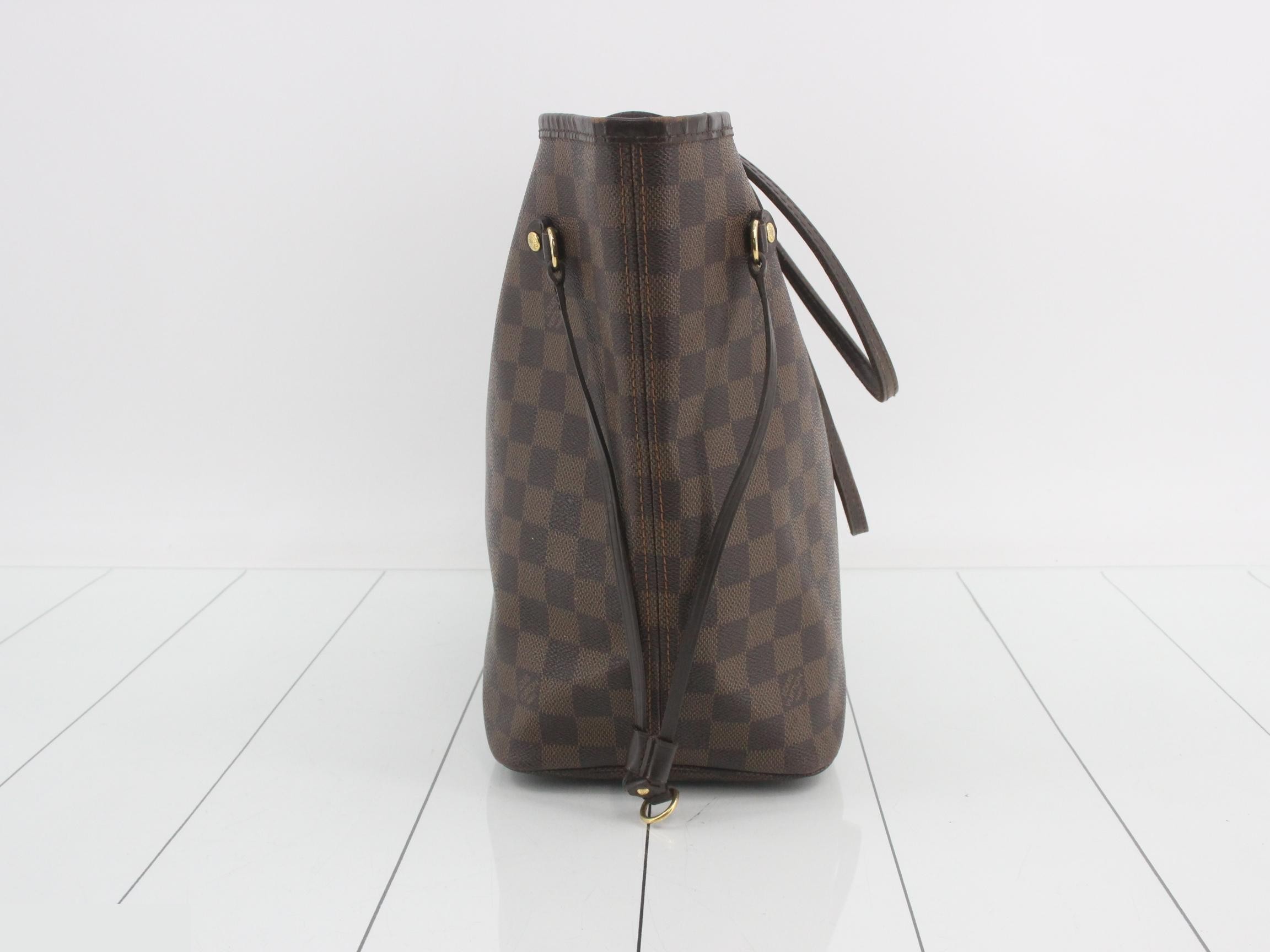Damier Neverfull MM Tote Bag — view 3