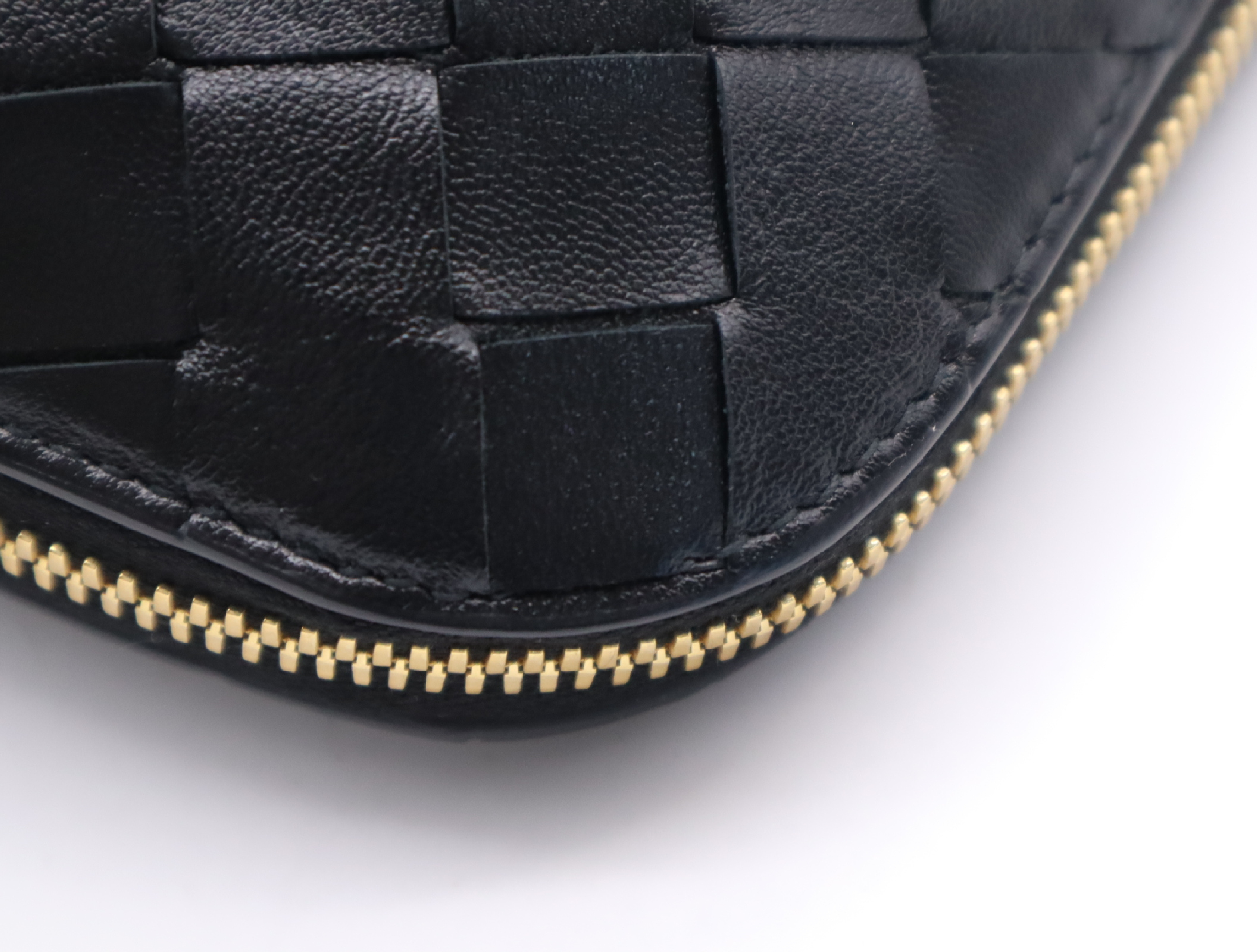 Intrecciato Leather Beauty Pouch, Black — view 8