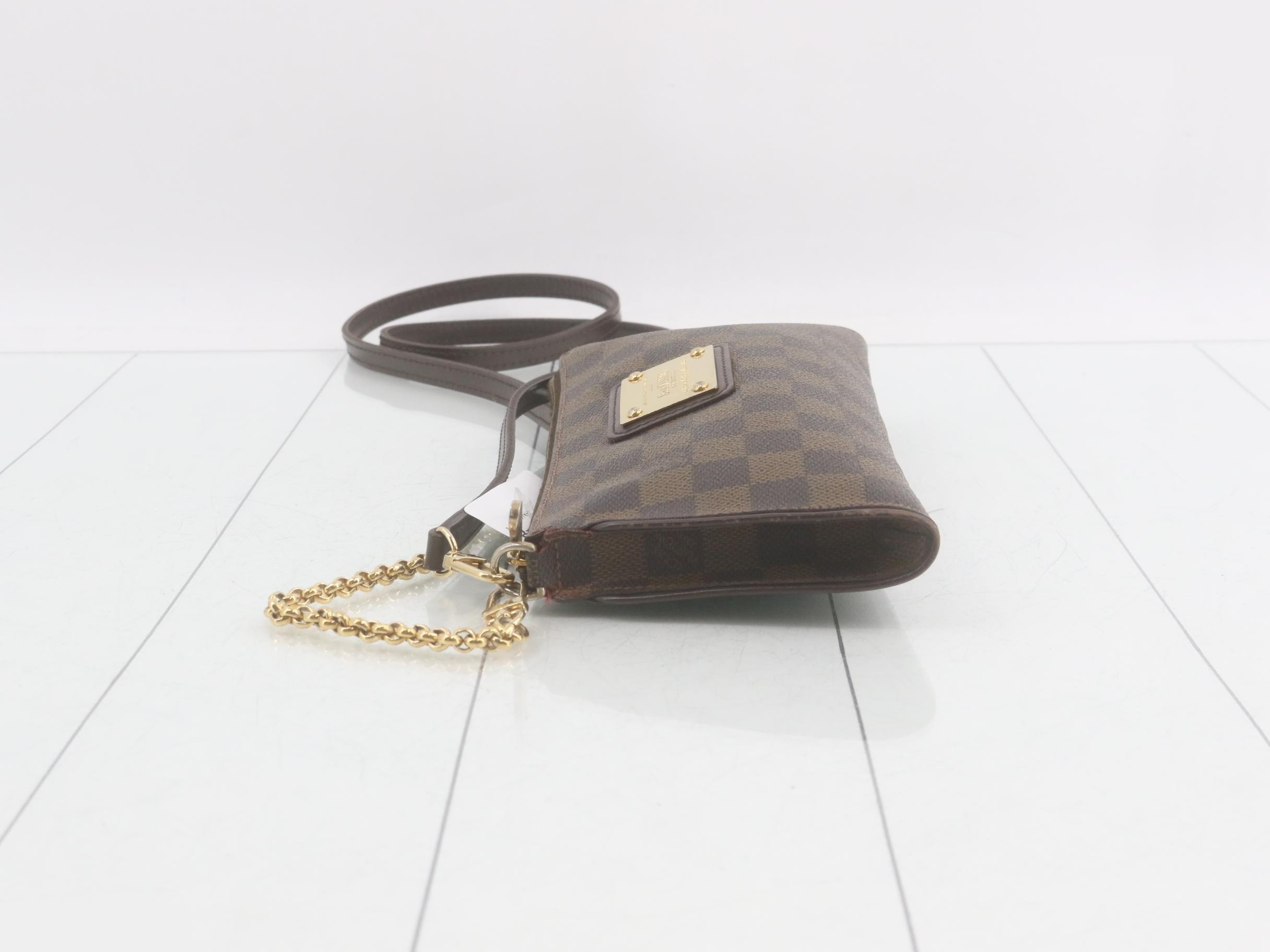 Sophie Chain Shoulder Strap / Shoulder Strap Included — view 4
