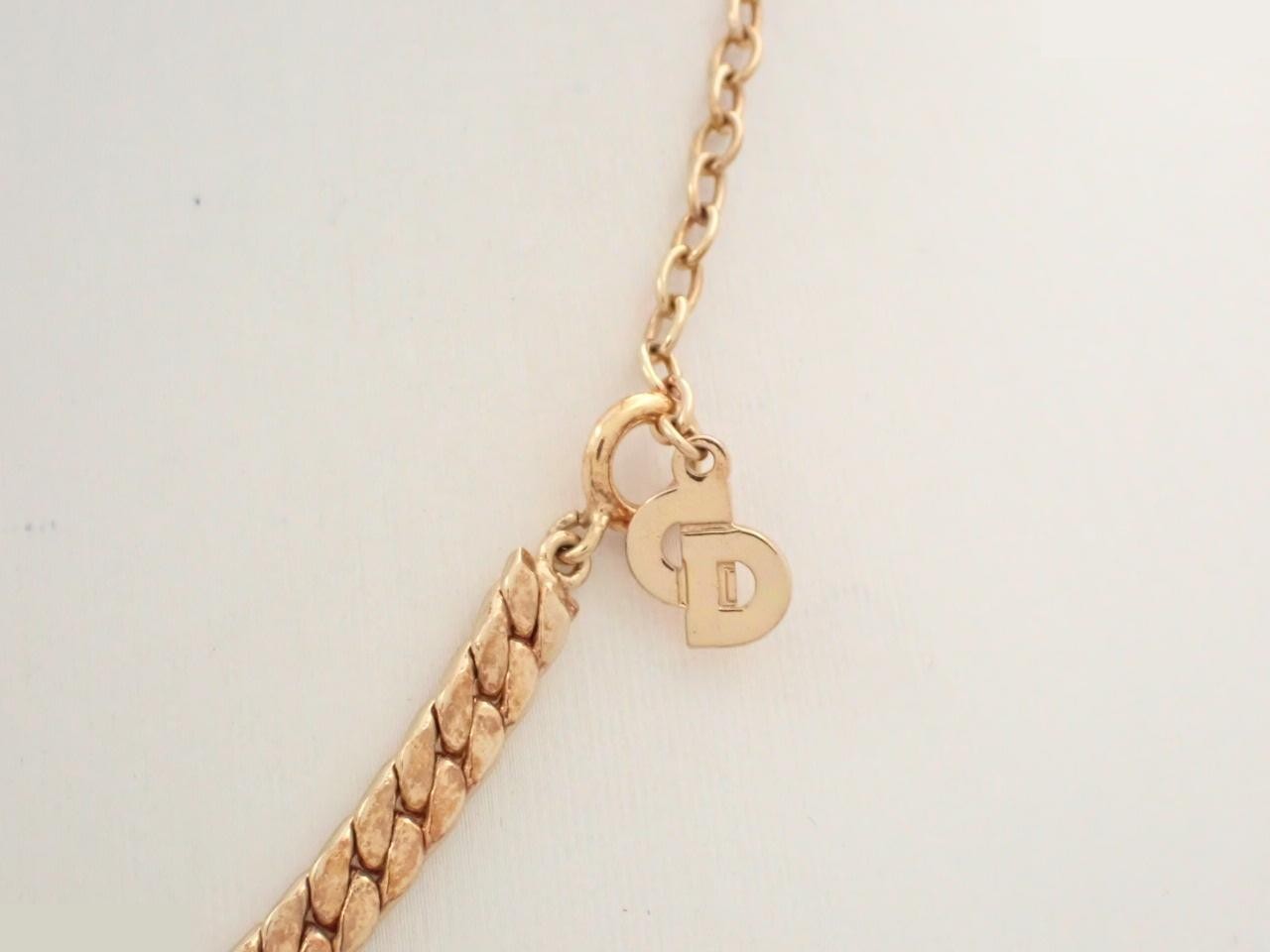 Other lines: Precious metals, necklaces, pendants — view 2