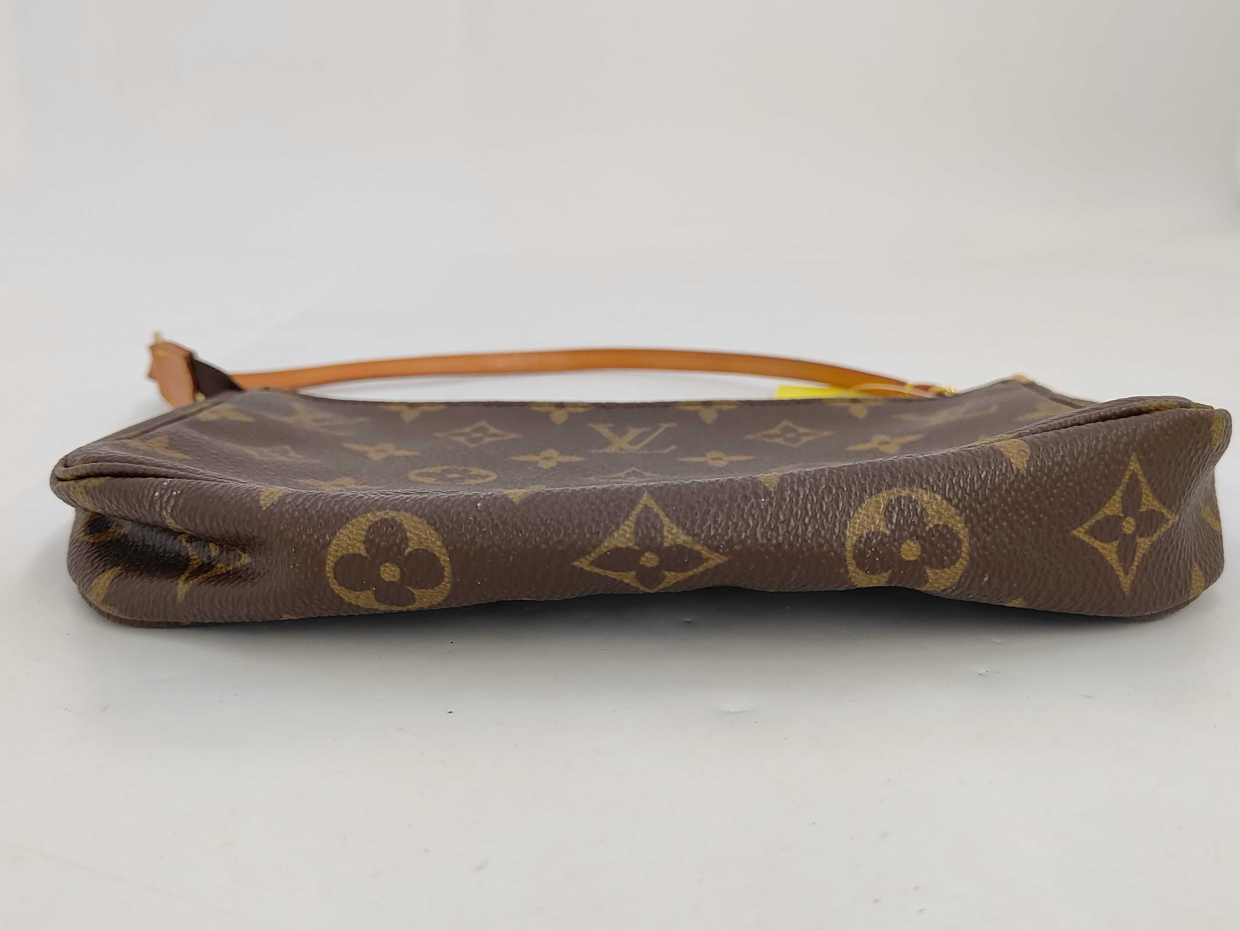Monogram M51980 Pochette Accessoires Handbag — view 4