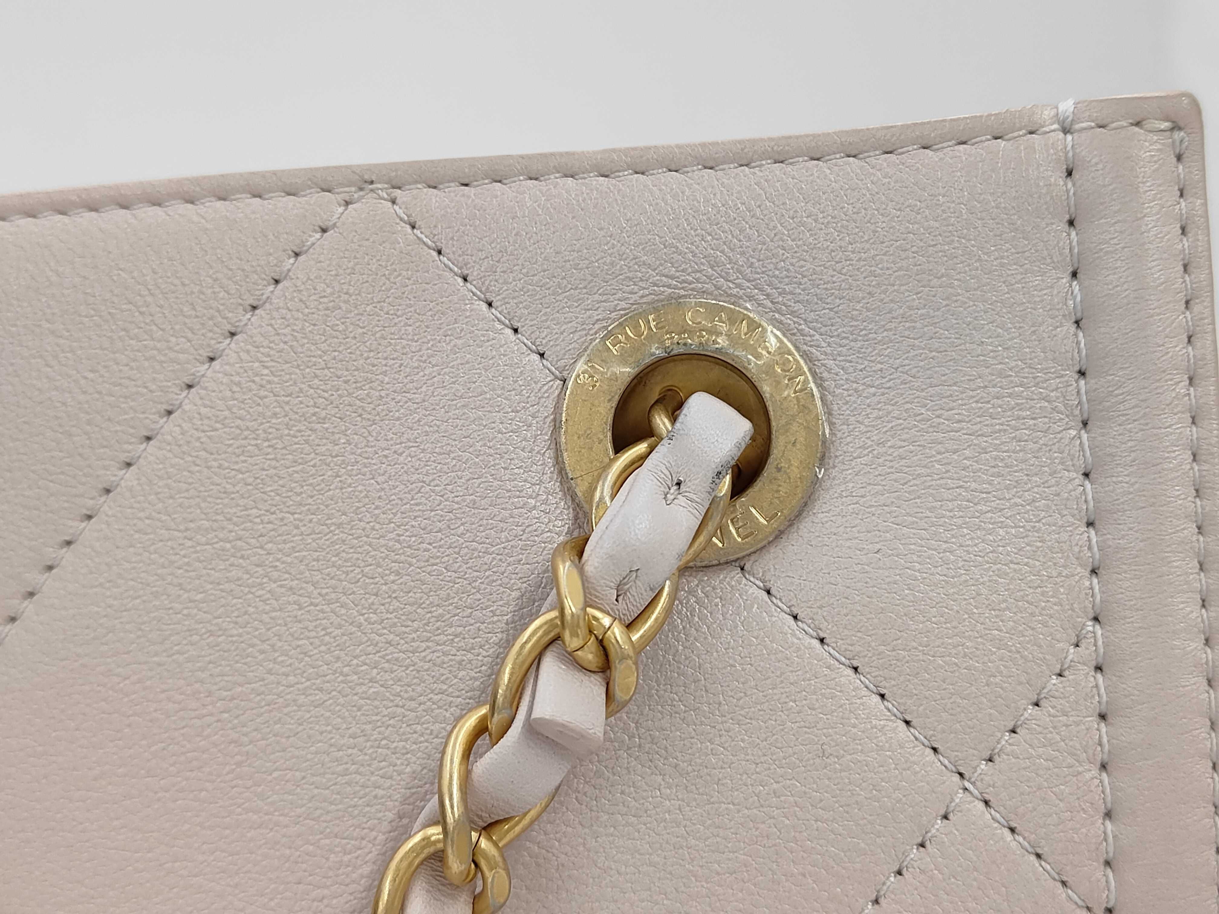 Matelassé Chain Shoulder Bag, Pink — view 3