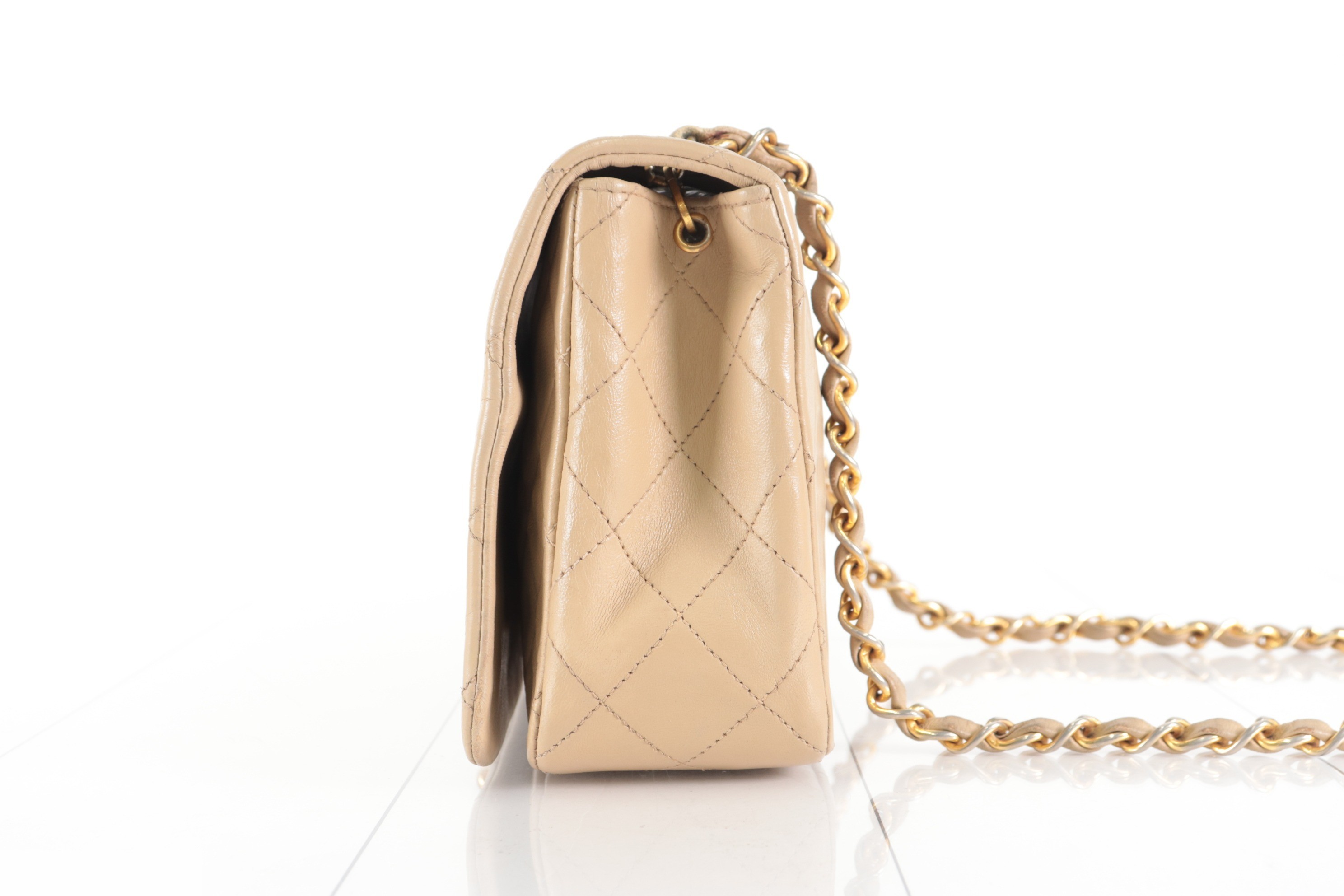 Full flap lambskin chain shoulder bag, beige, item number 4. — view 5