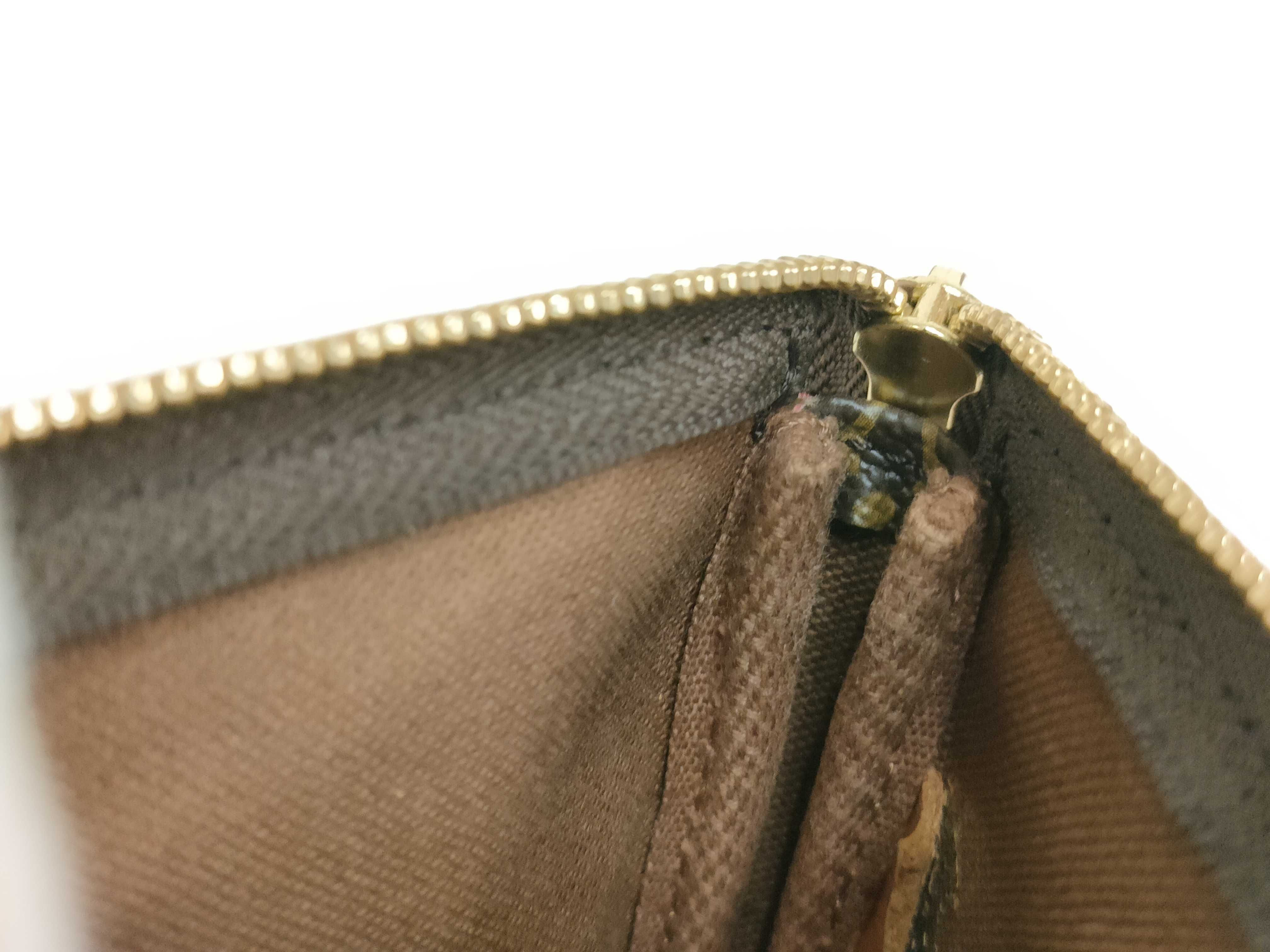 Monogram Louis Vuitton M62087 Monogram Mini Pochette Accessory Gold Hardware Giraffe Pouch — view 15