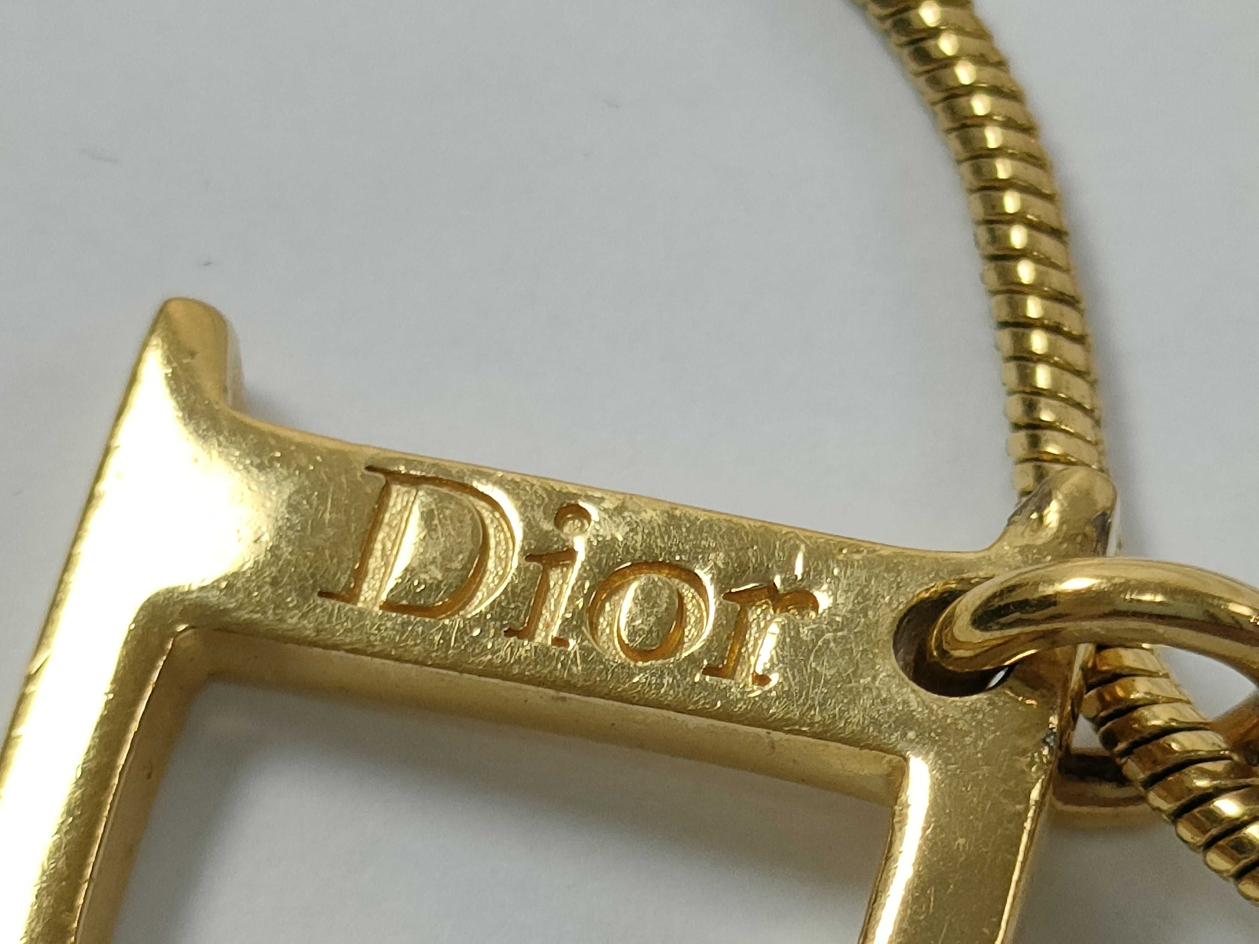 D logo necklace — view 7