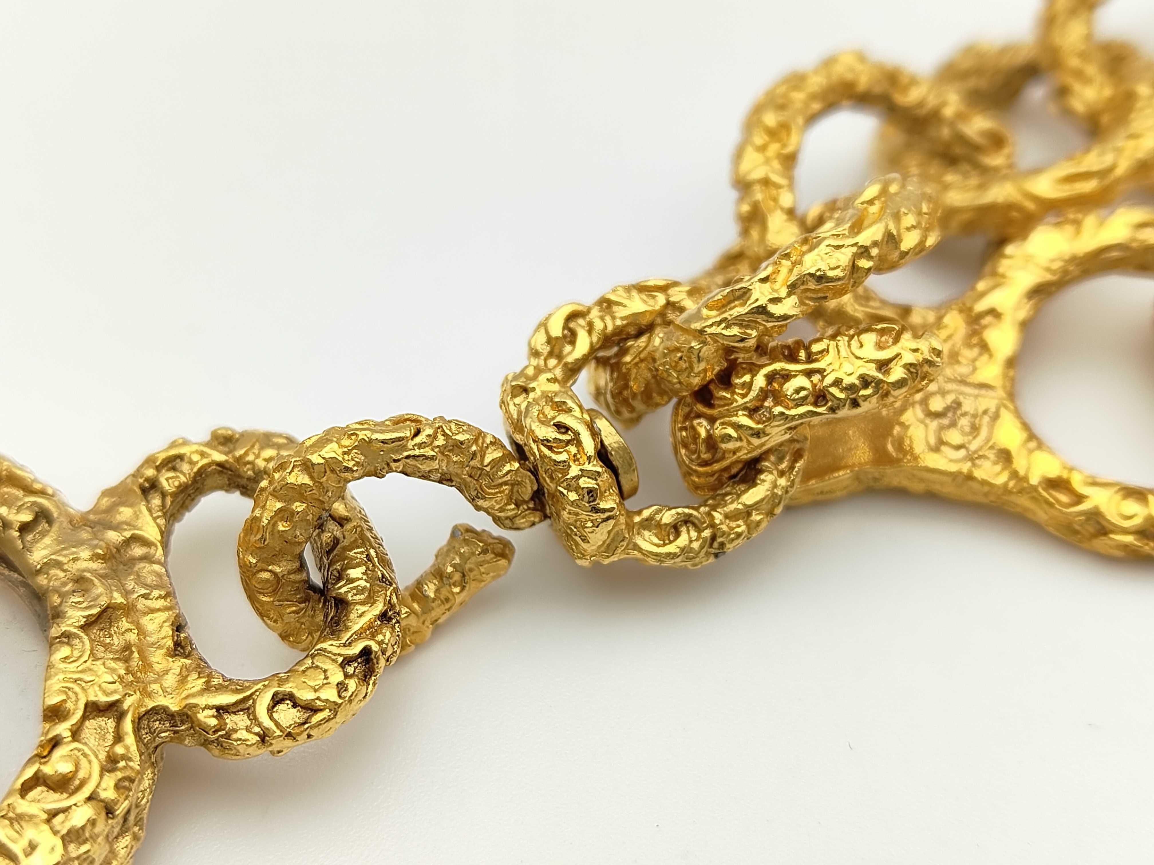 necklace — view 4