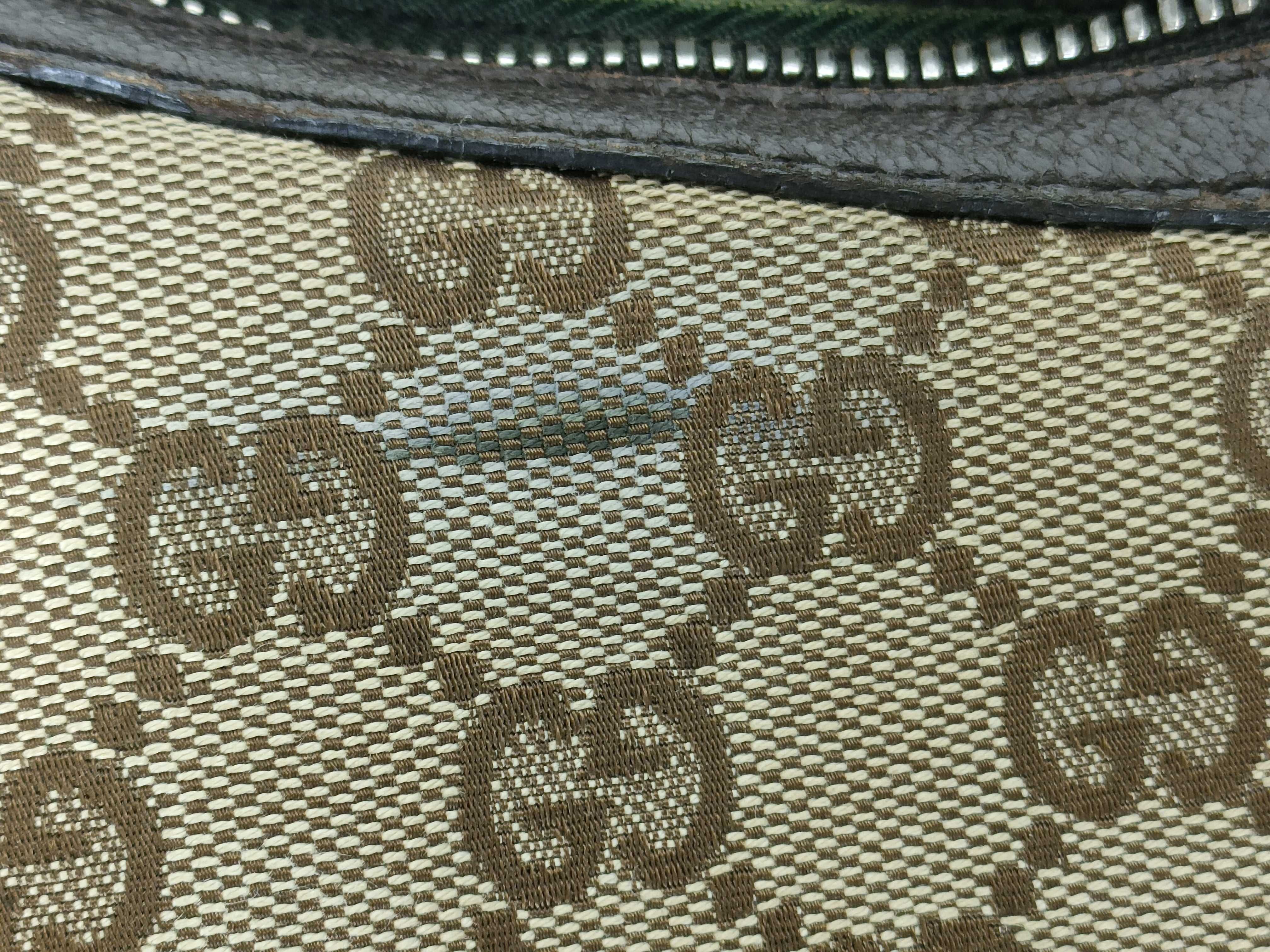 GG Canvas Shoulder Bag — view 13