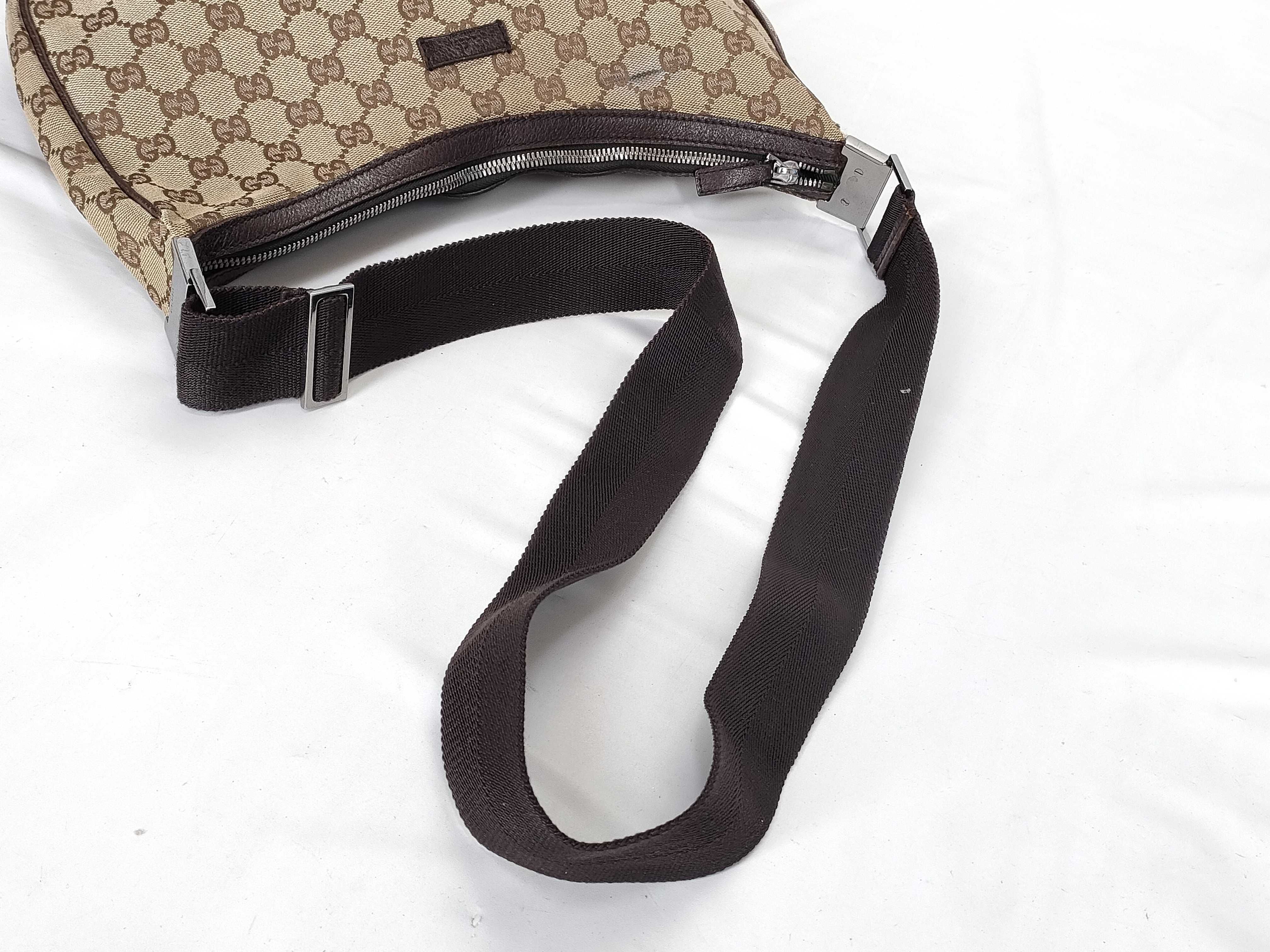 GG Canvas Shoulder Bag — view 3