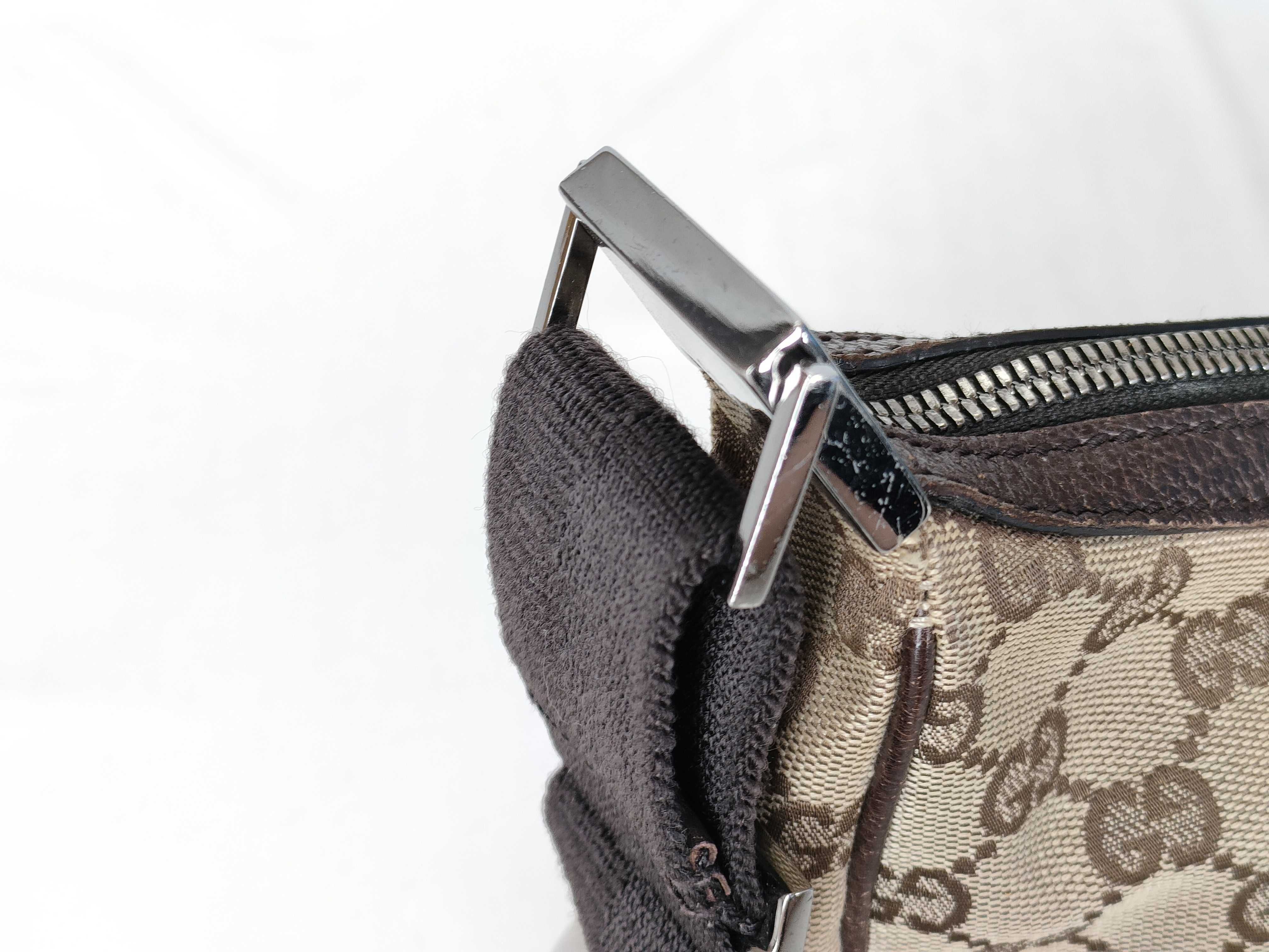GG Canvas Shoulder Bag — view 5
