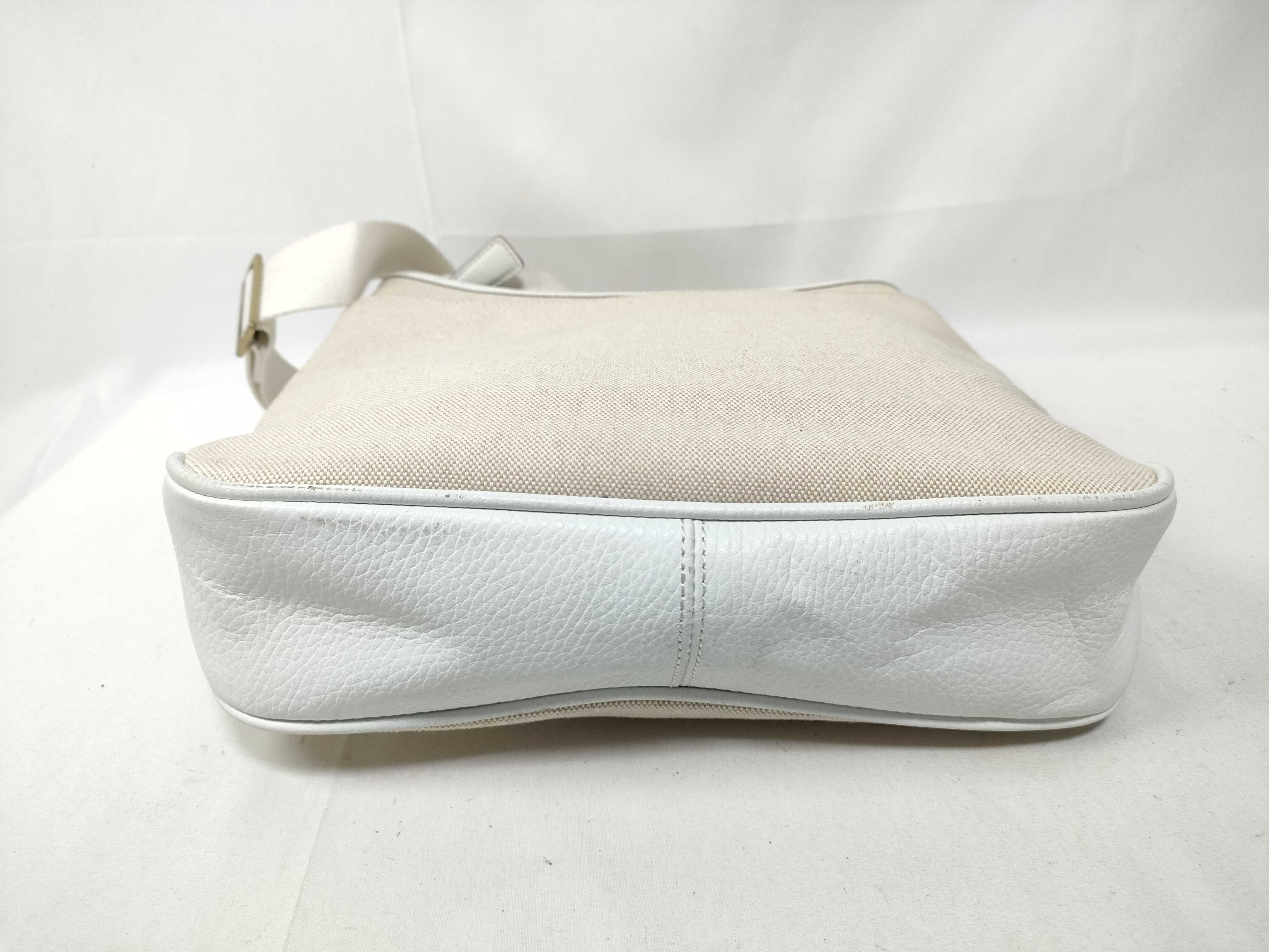 shoulder bag — view 3