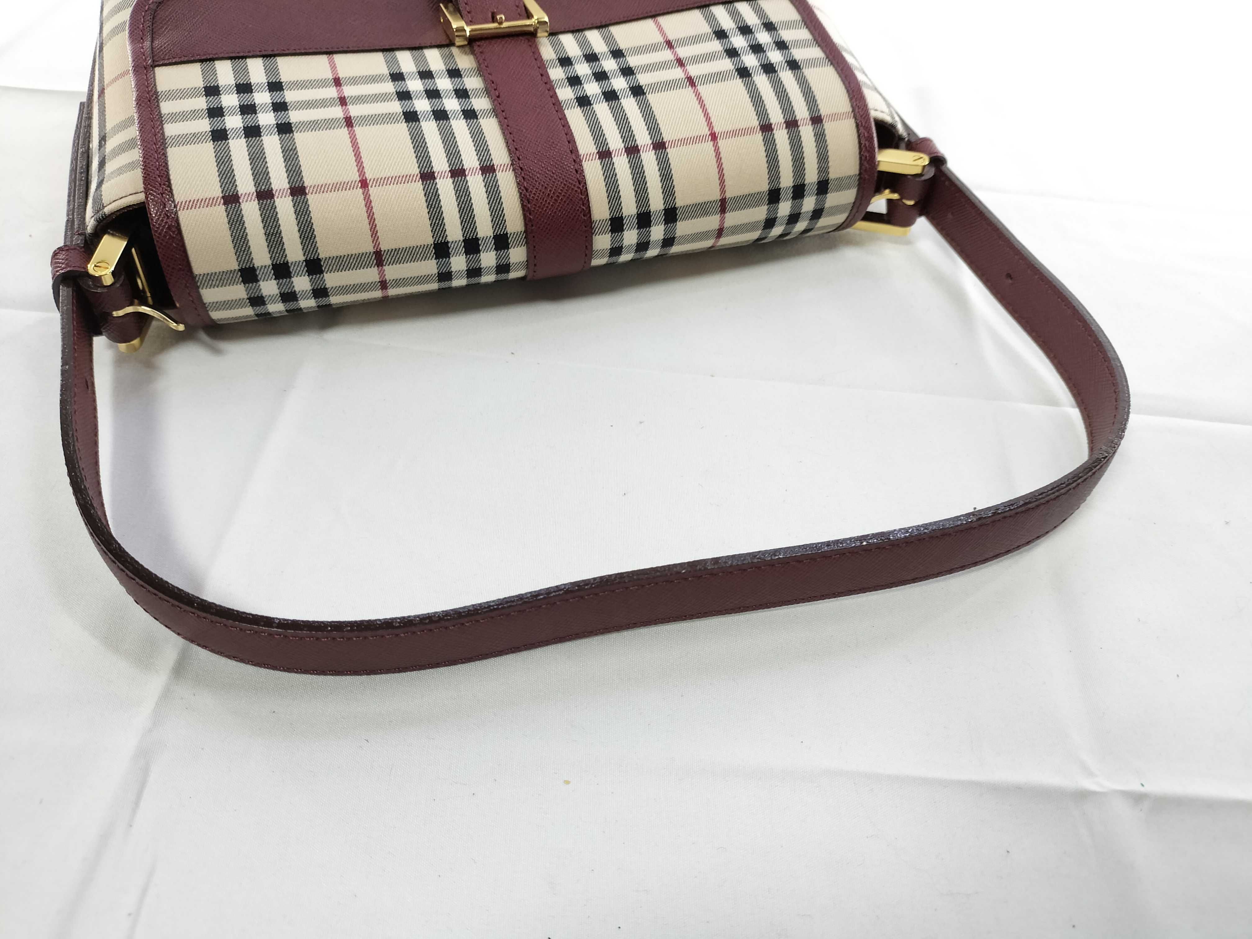 Nova Check One-Shoulder Handbag Shoulder Bag — view 3
