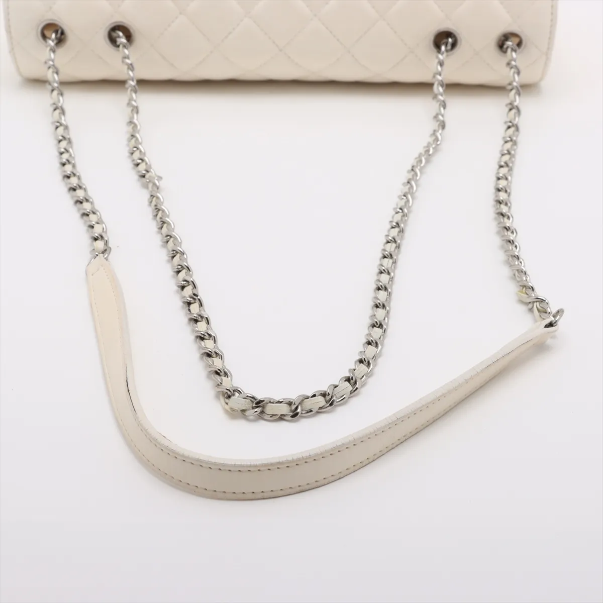 Matelasse Leather Single Flap Double Chain Bag Accordion White Silver Hardware 16248003 16th Series — view 5